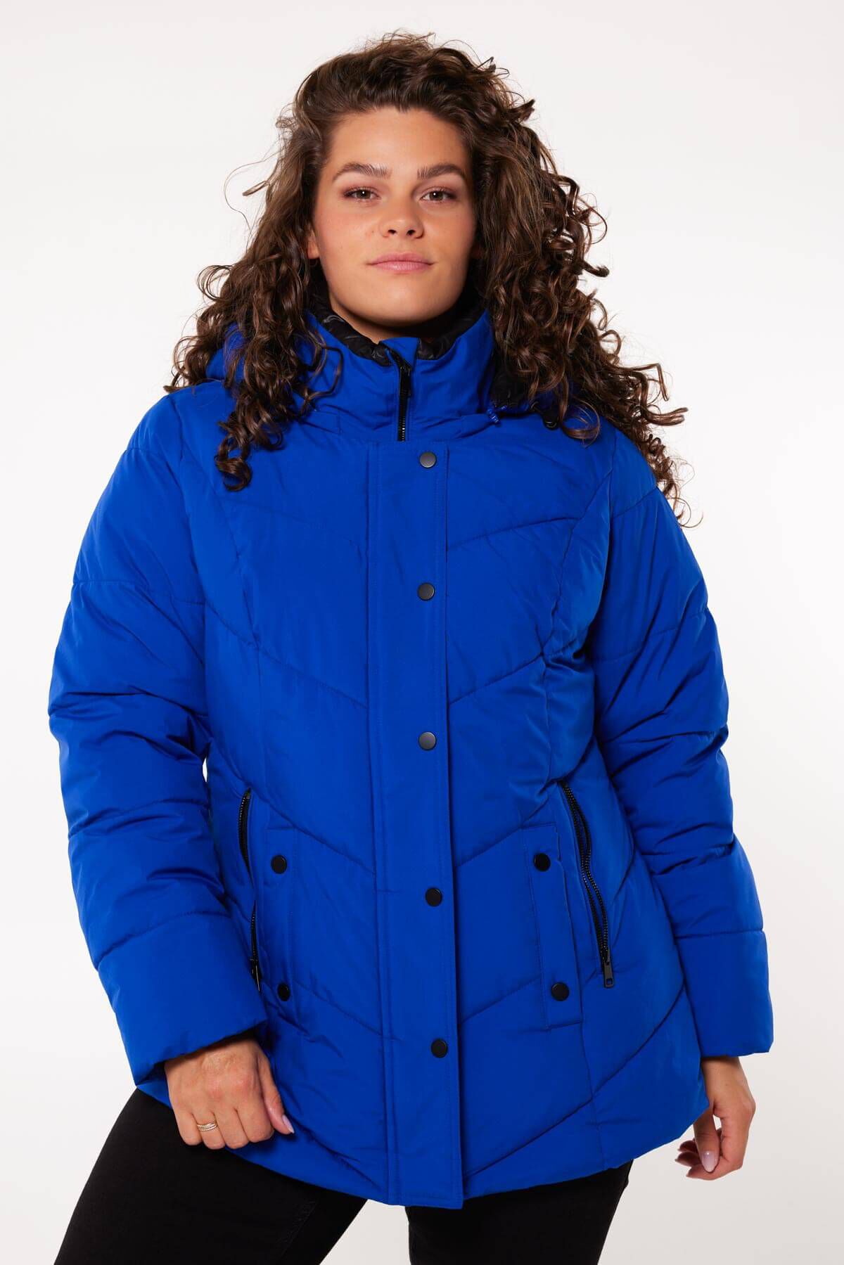 Veste matelass&eacute;e avec capuche image number 6