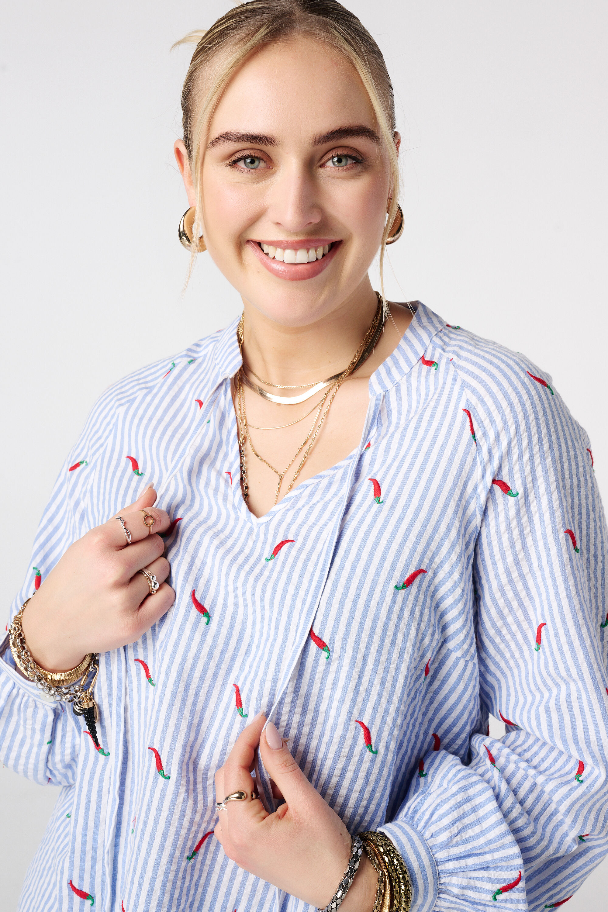 Blouse ray&eacute;e avec imprim&eacute; image number 4