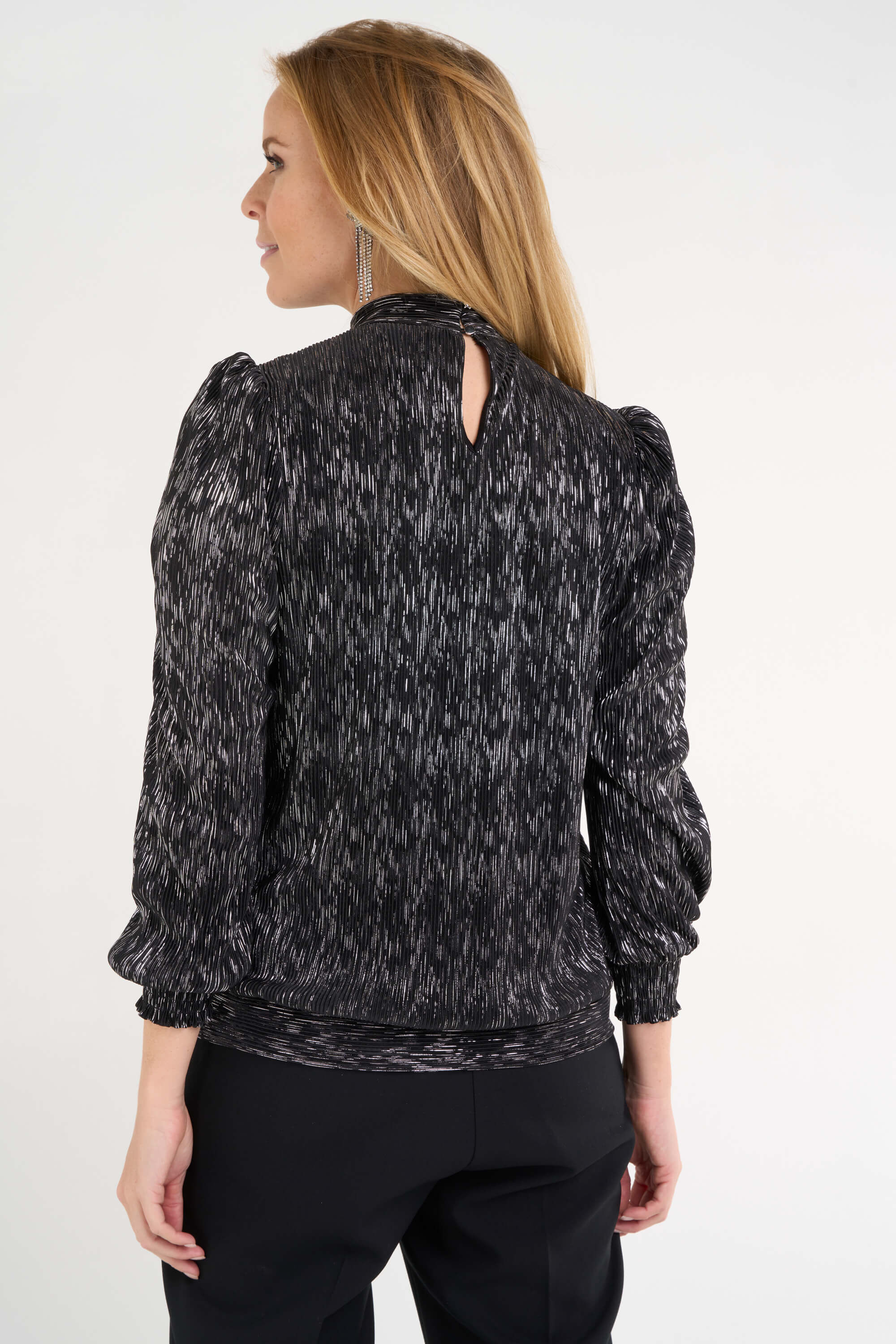 Haut &agrave; paillettes image number 3