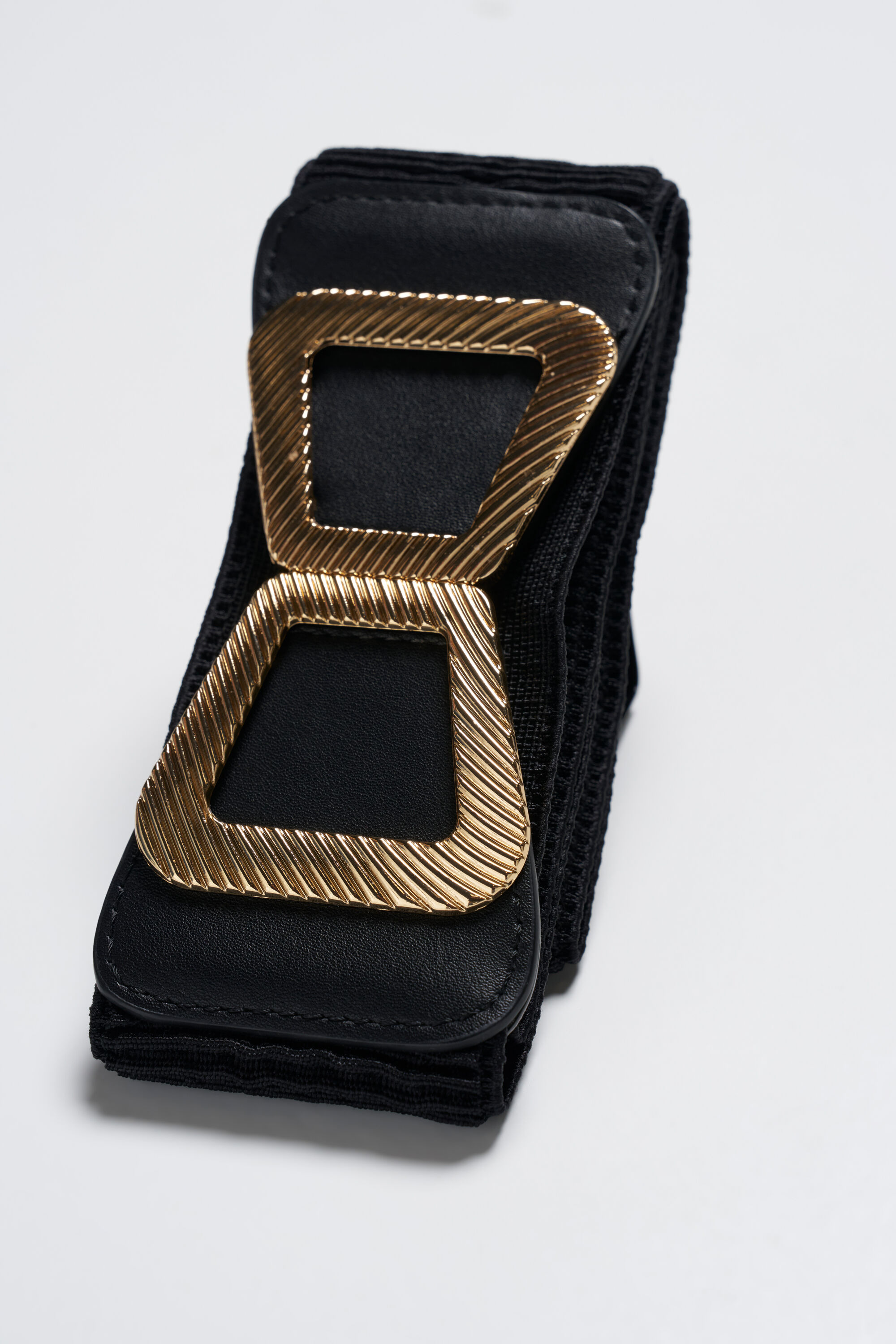 Ceinture avec boucle en or image number 3