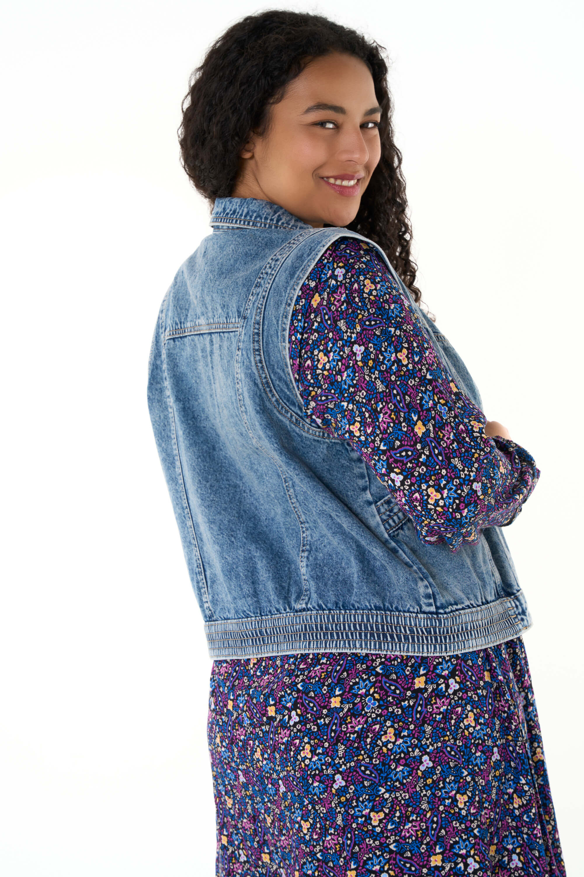 Gilet en denim  image number 3