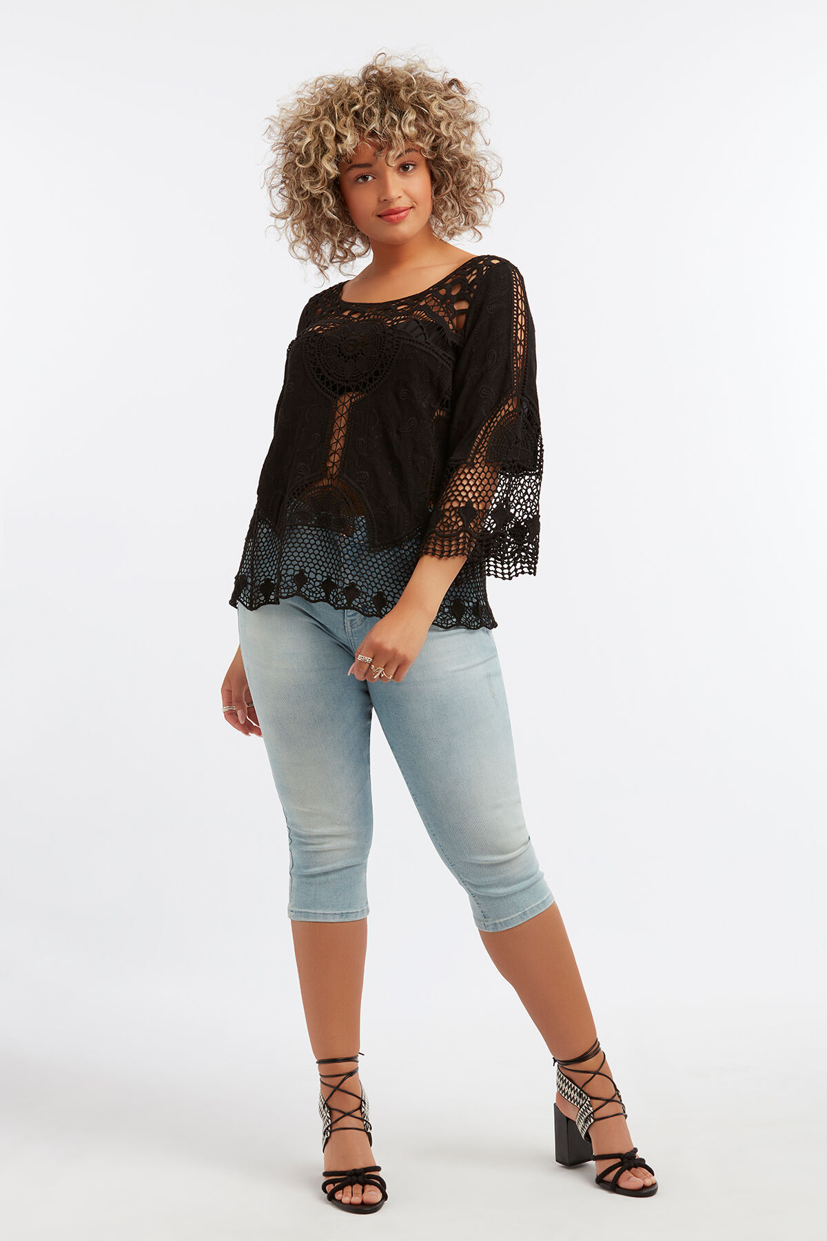 Haut en crochet image number 4