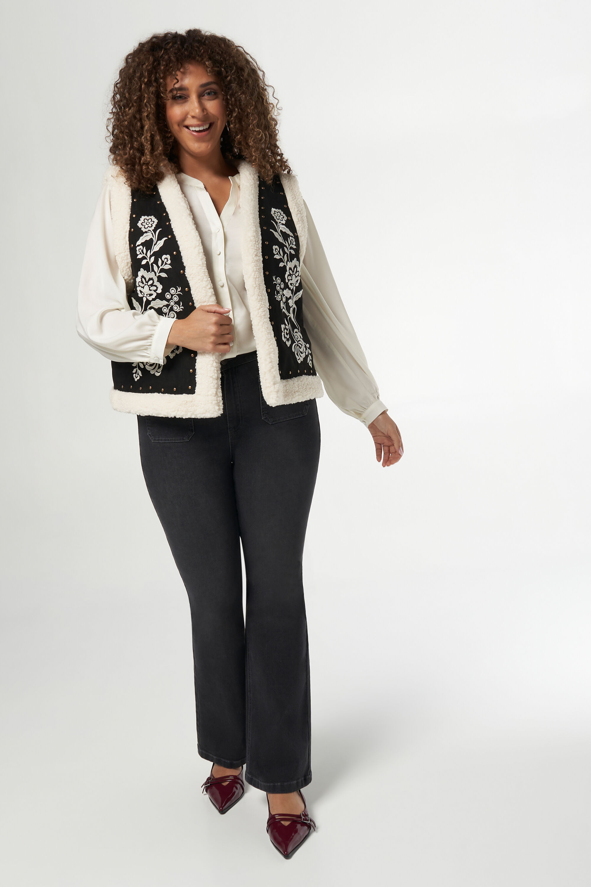 Gilet avec teddy et d&eacute;tails  image number 5