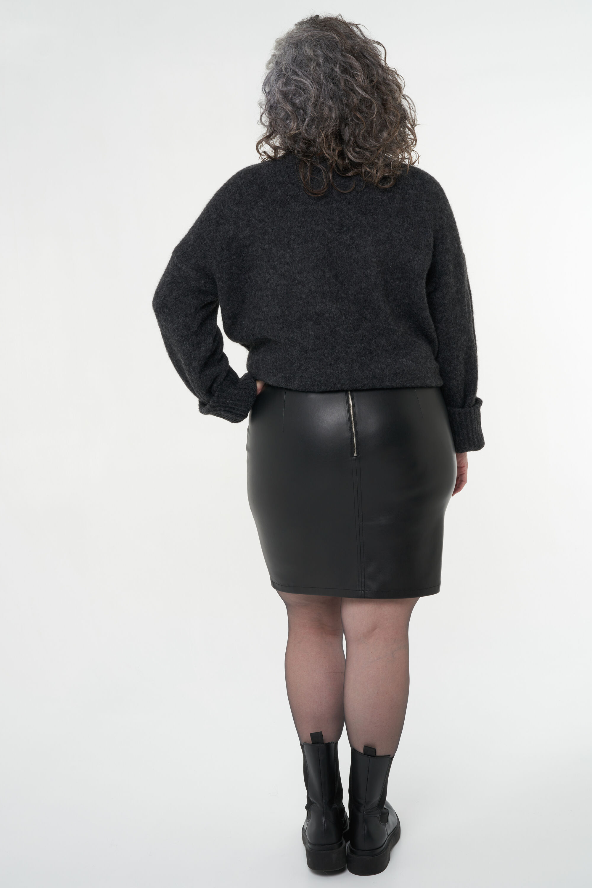 Jupe en similicuir image number 4