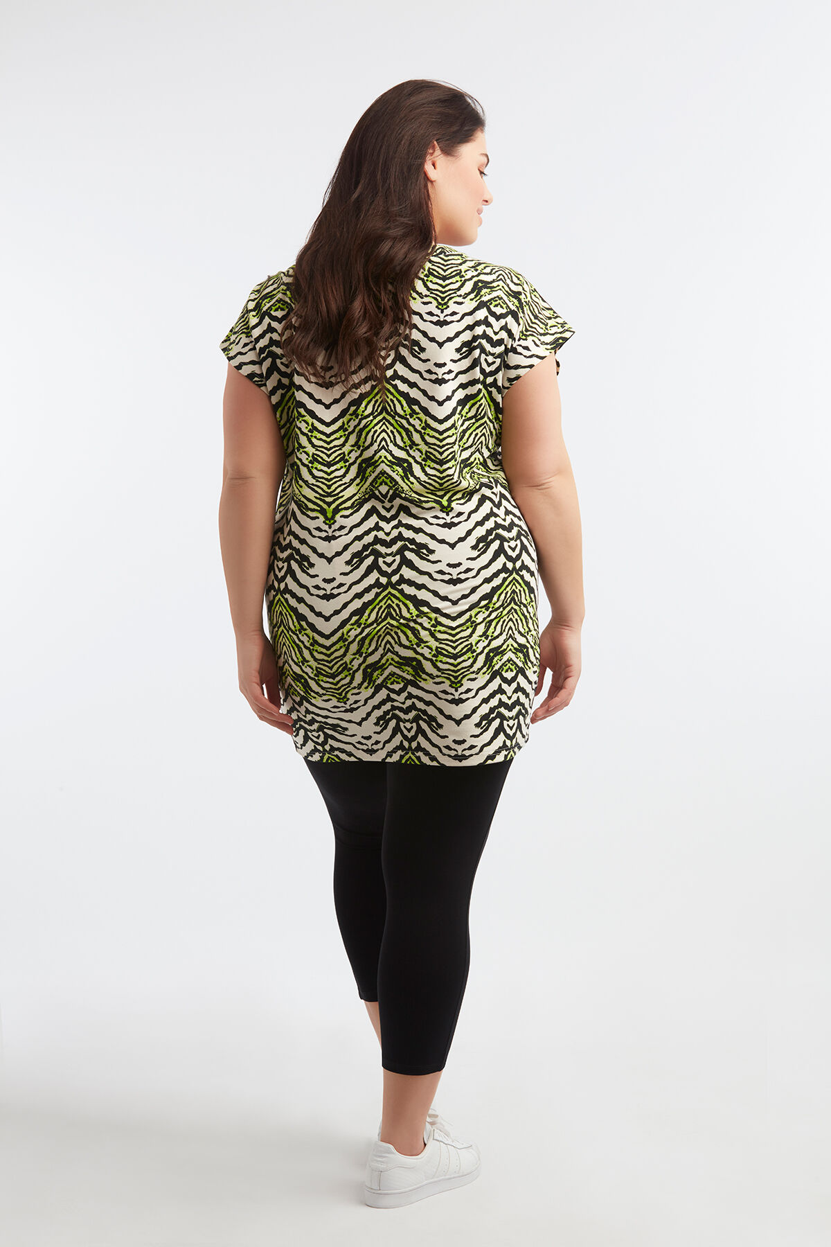 Sweat-shirt imprim&eacute; avec bords contrast&eacute;s image number 6