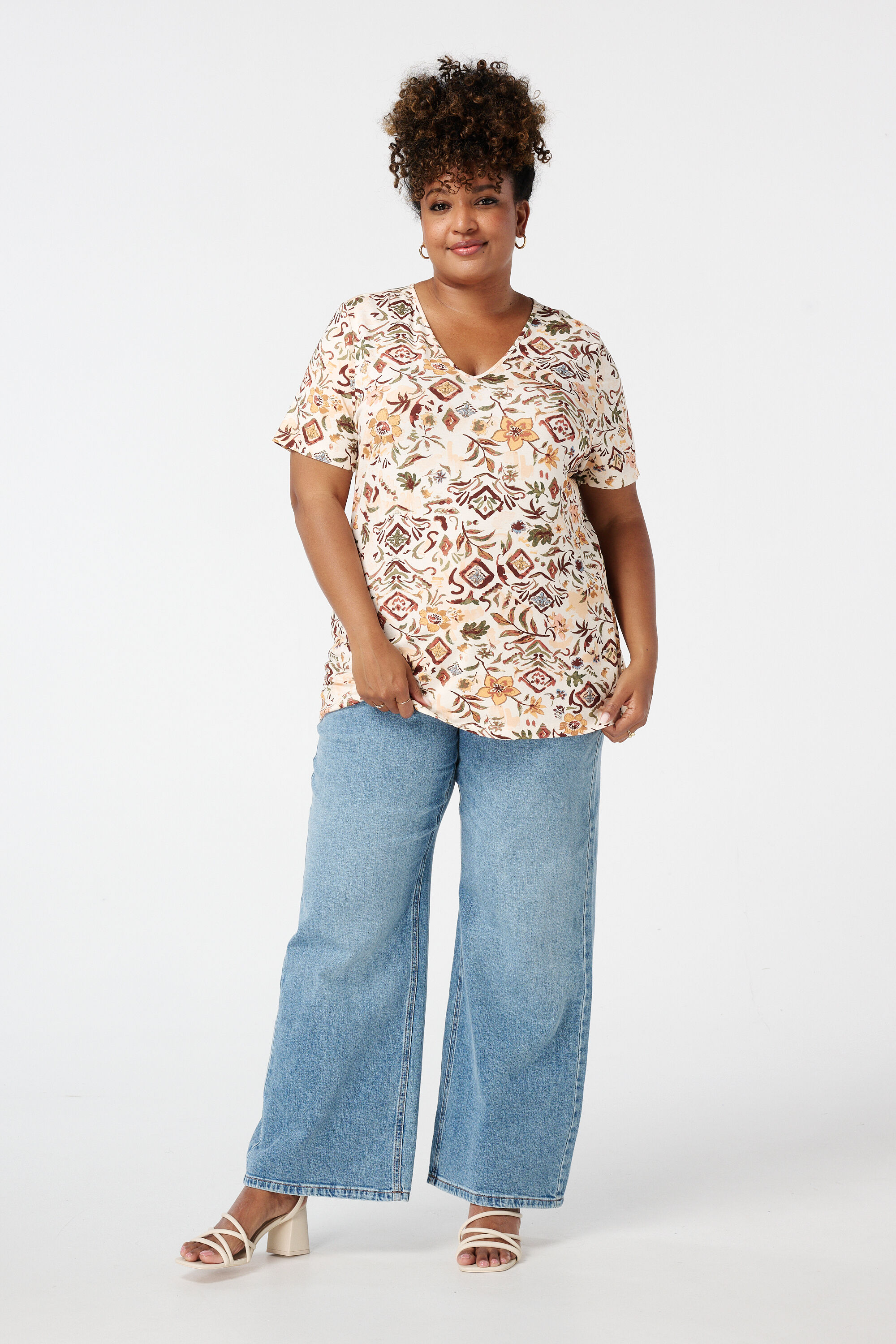 T-shirt &agrave; imprim&eacute; image number 5