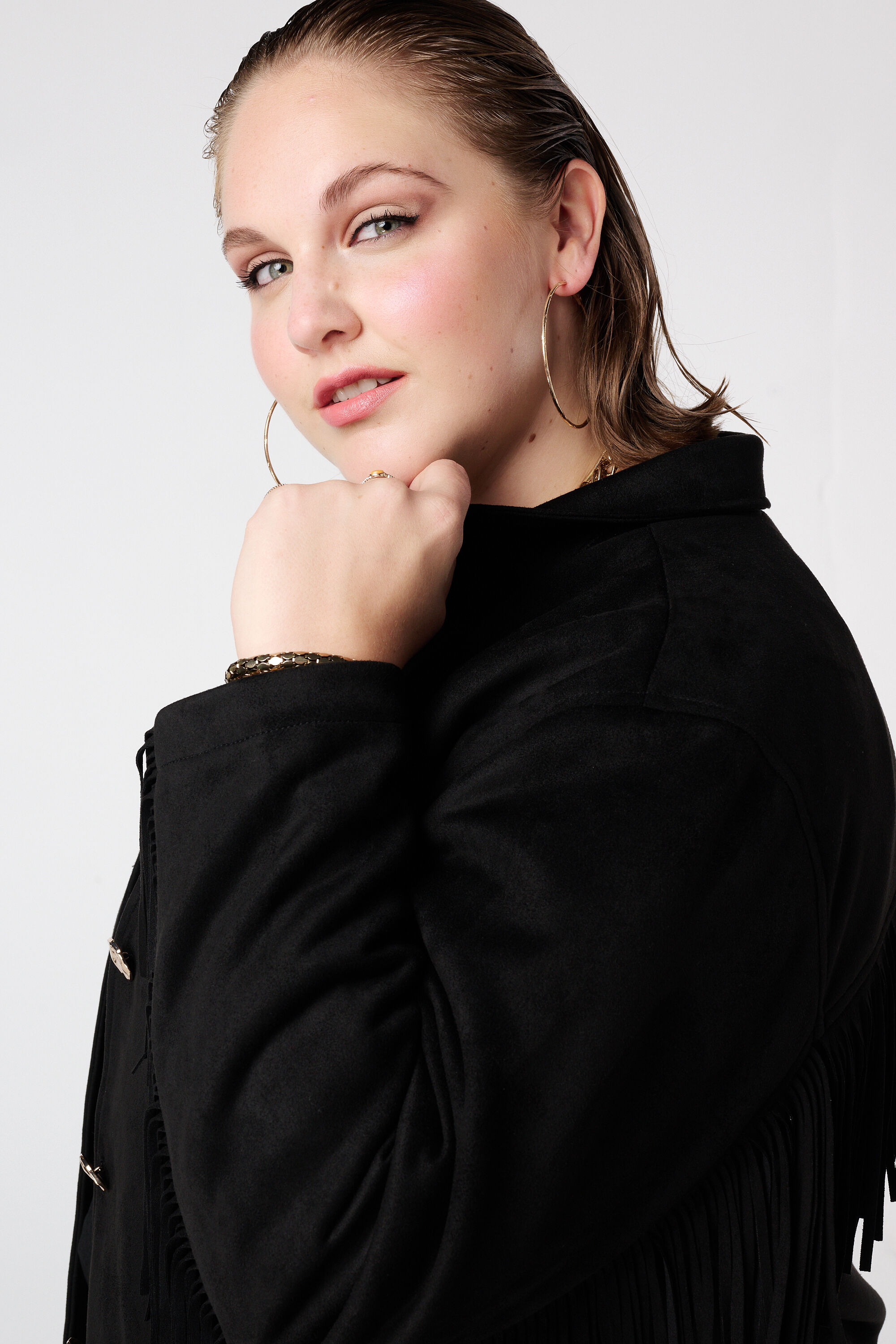 Veste en su&eacute;dine &agrave; franges image number 4