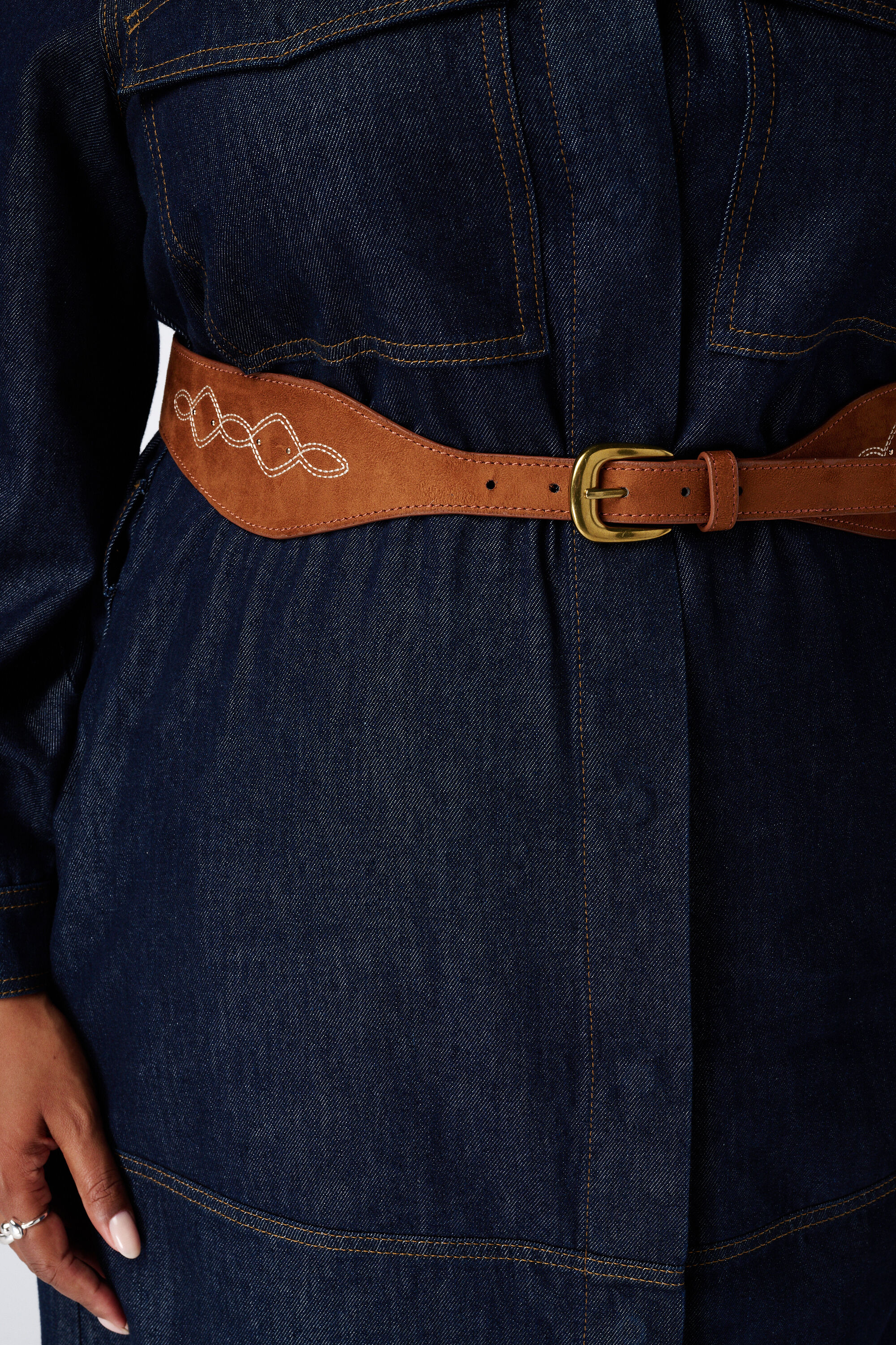 Ceinture western avec boucle dor&eacute;e image number 2