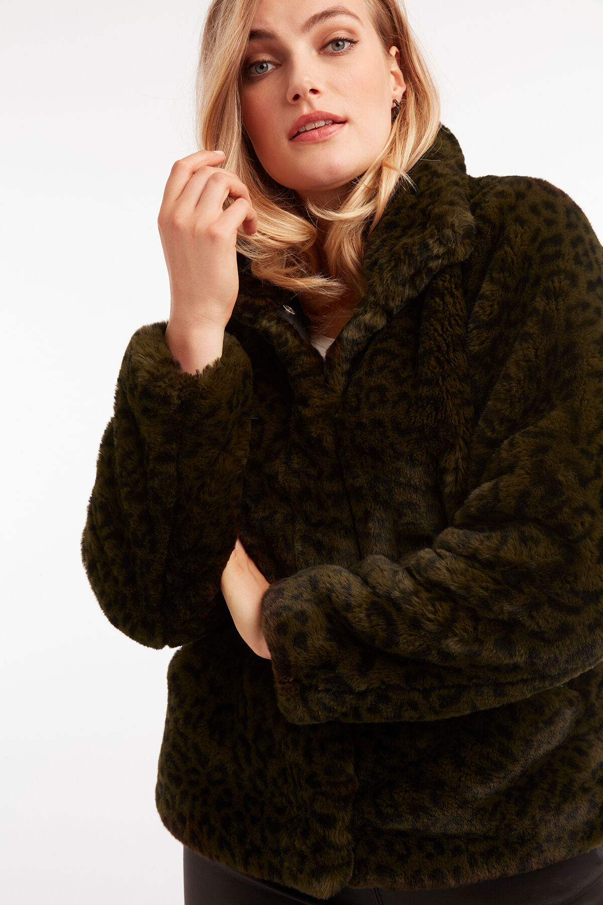 Manteau en fausse fourrure image number 4