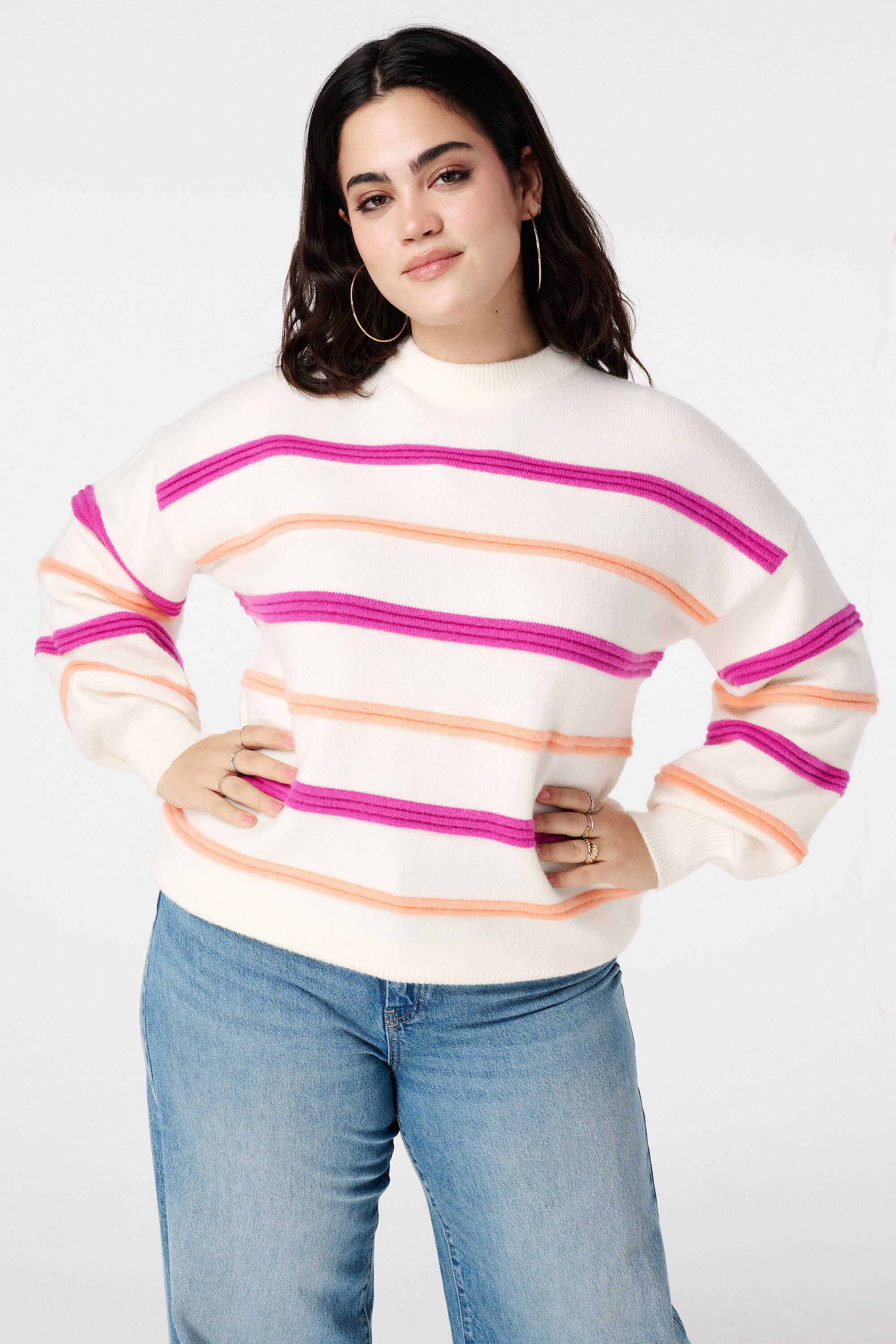 Pull &agrave; rayures color&eacute;es