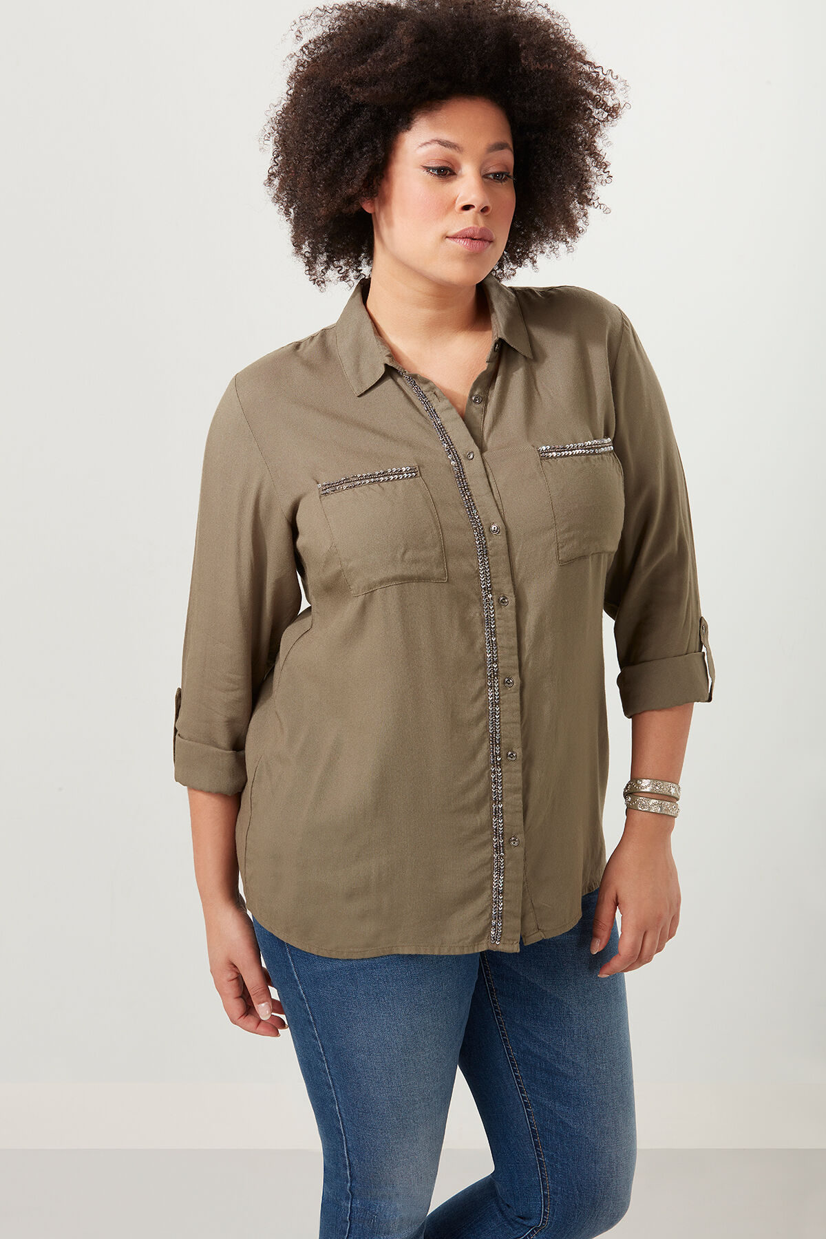 Chemisier avec paillettes et perles image number 0