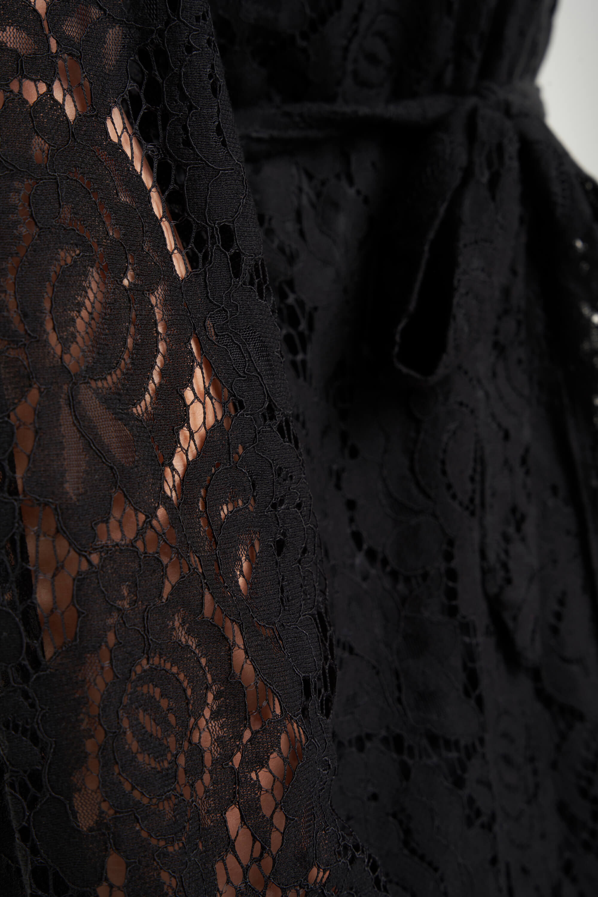 Robe en dentelle image number 4