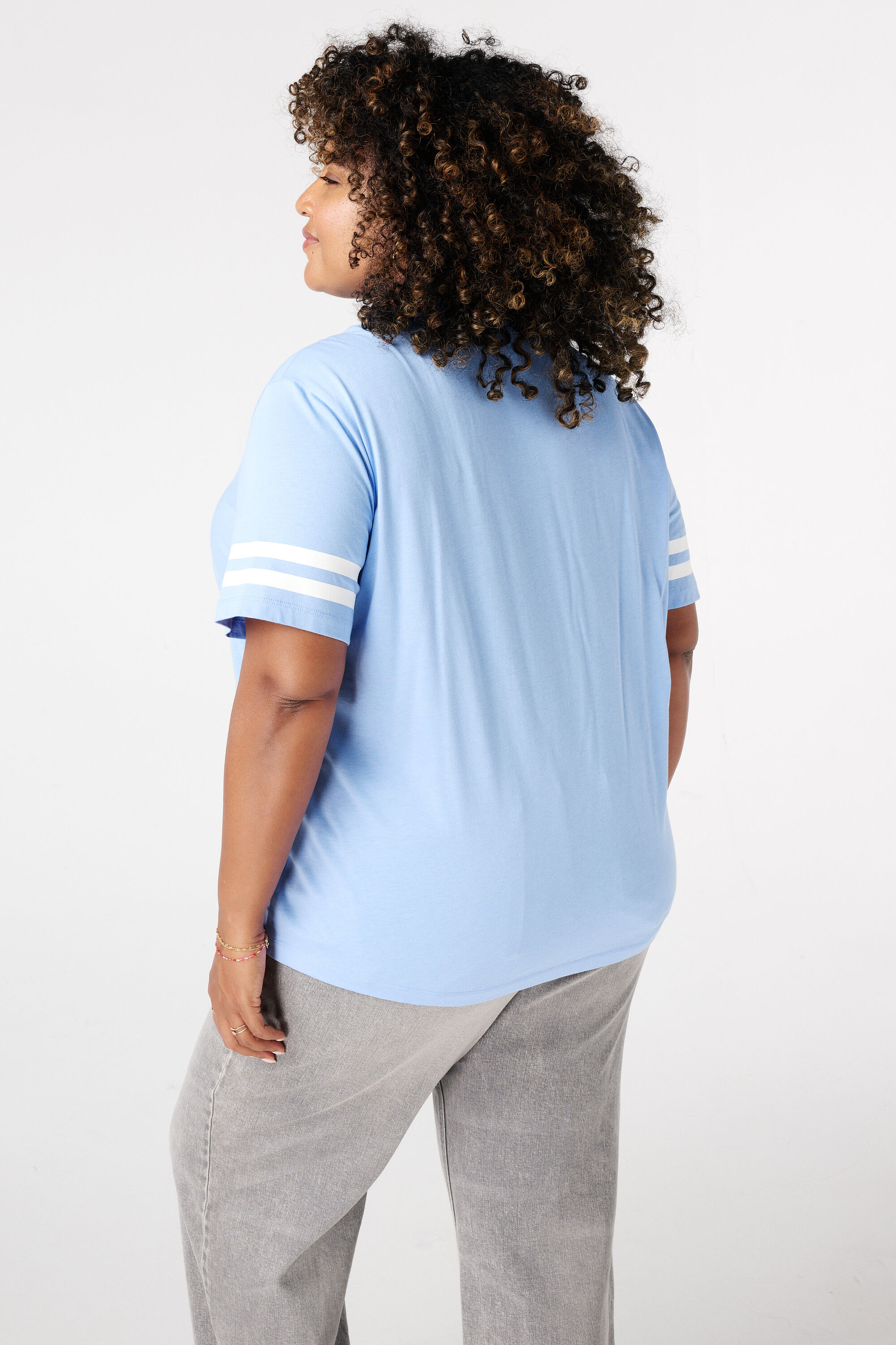 T-shirt avec inscription  image number 3