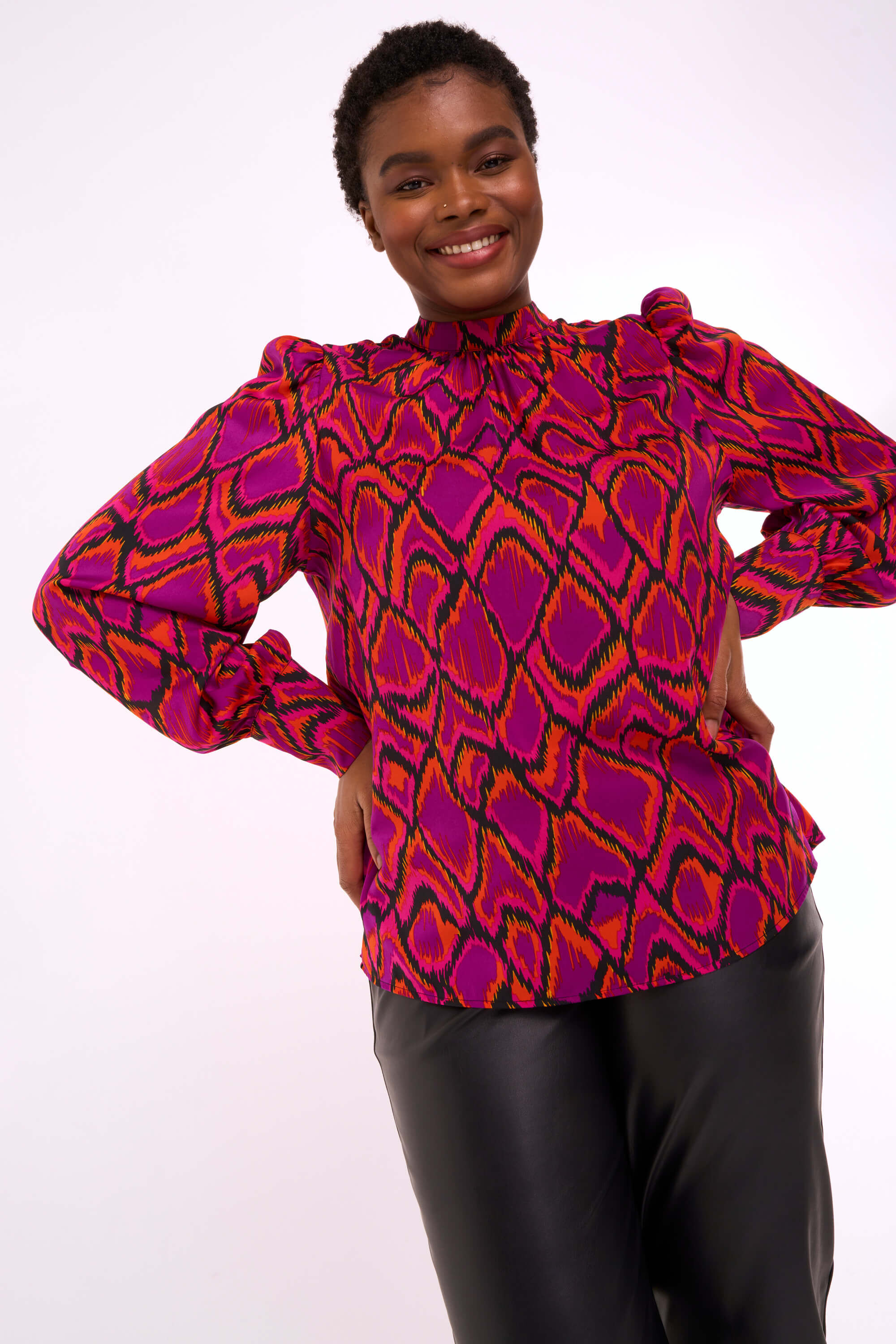 Chemisier en satin  image number 6