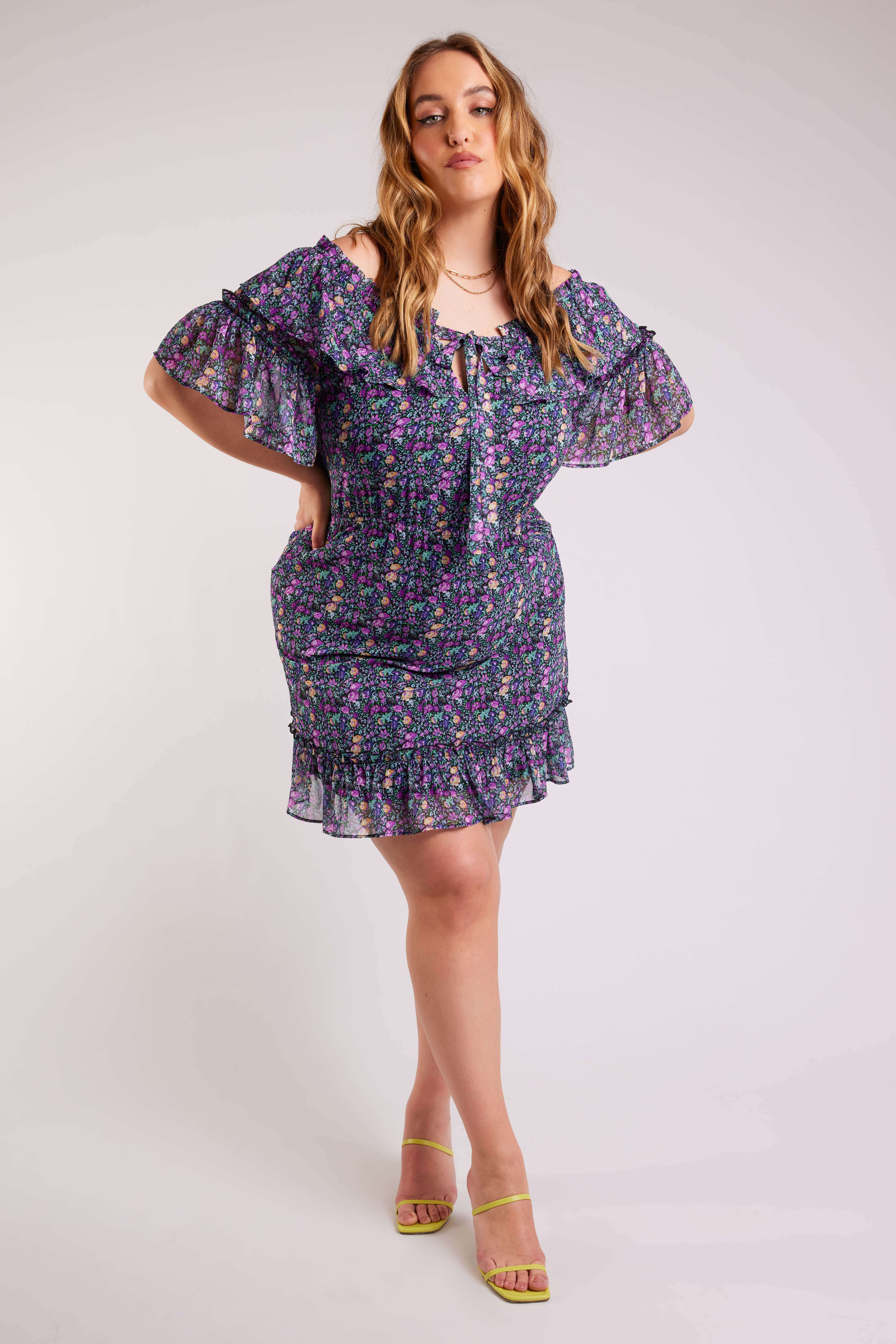 Robe &agrave; &eacute;paules d&eacute;nud&eacute;es image number 5