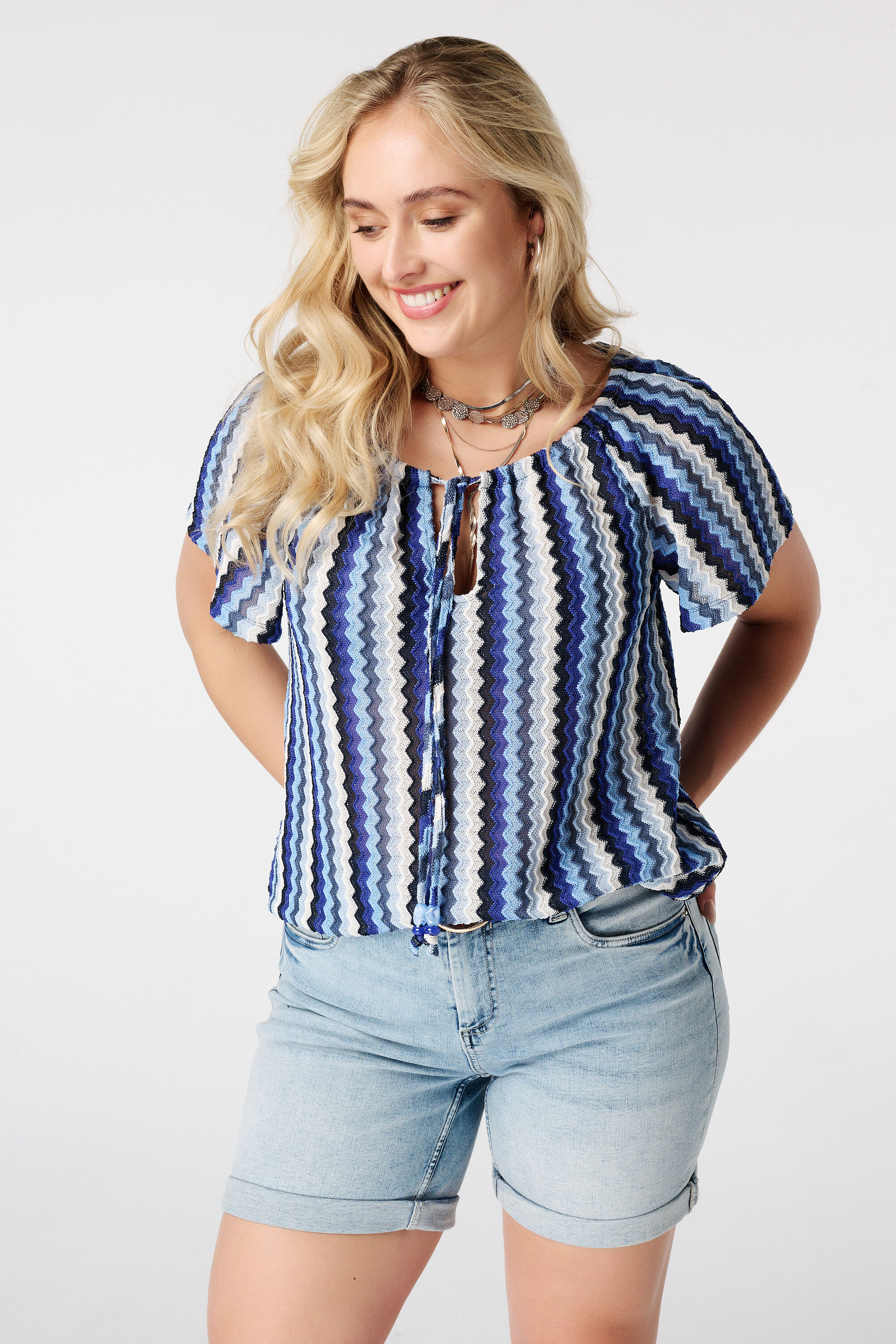 Top &agrave; imprim&eacute; zigzag