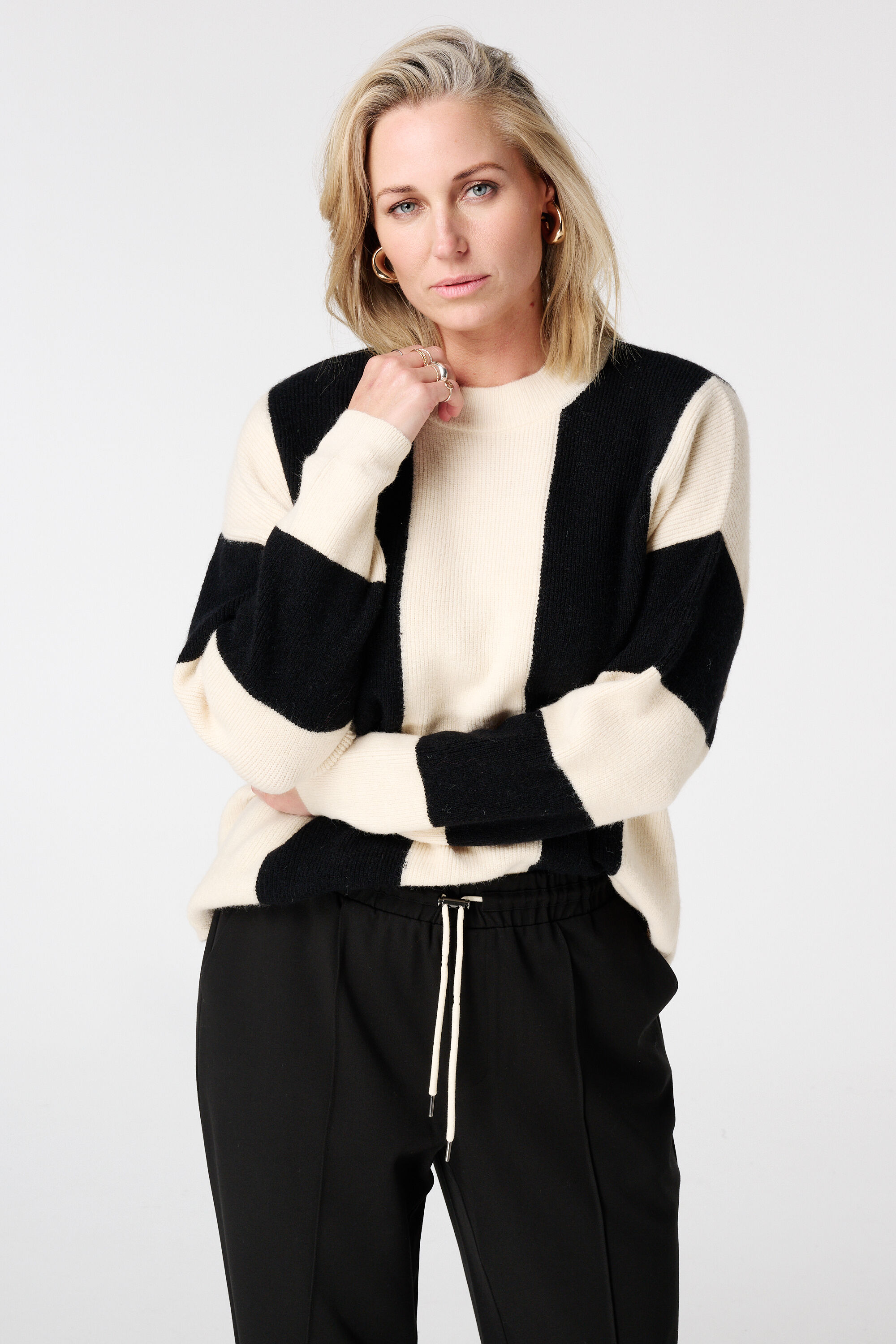 Gilet &agrave; rayures contrastantes