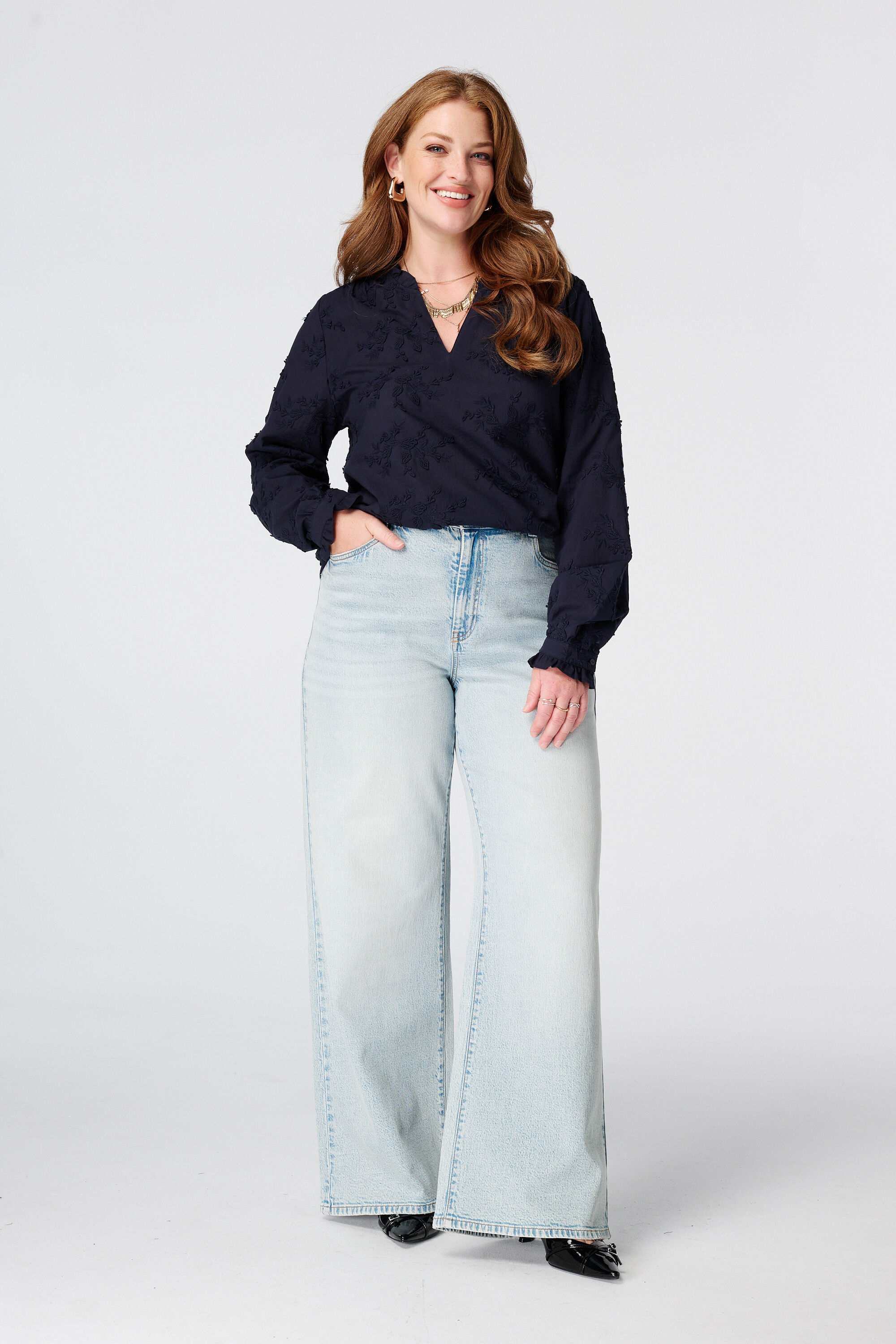 Blouse avec broderies image number 5