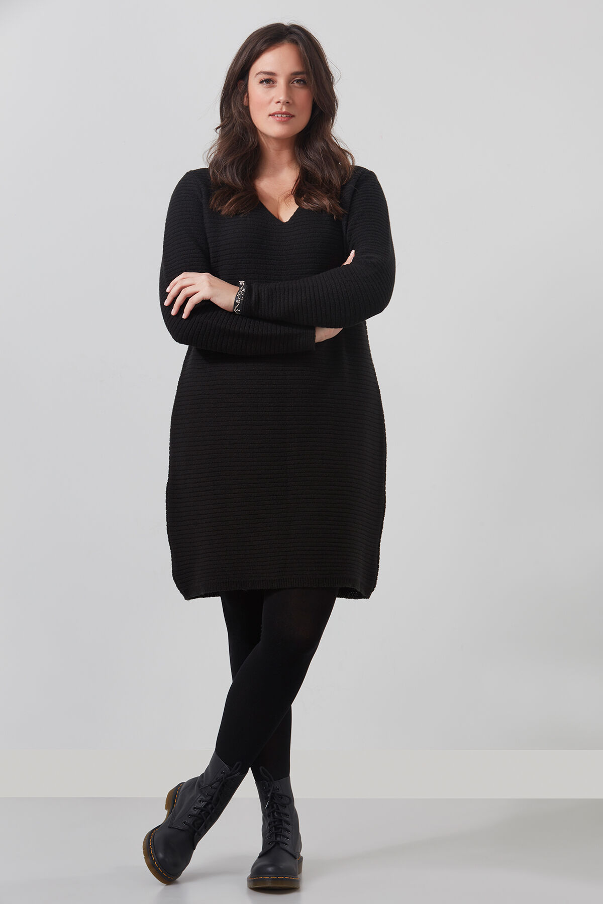 Robe tunique tricot&eacute;e image number 3