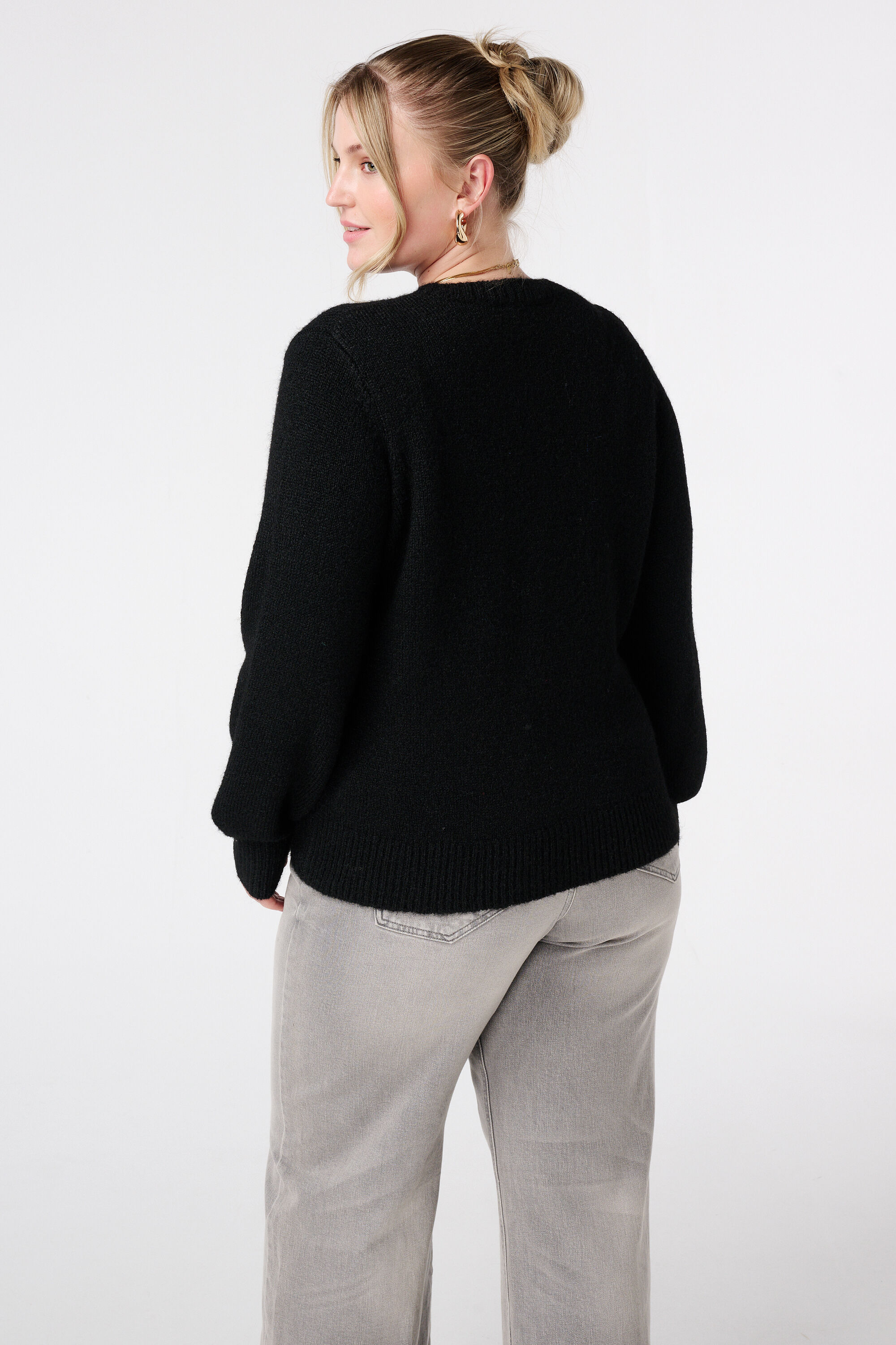 Cardigan en maille fine avec fermeture &agrave; boutons image number 3