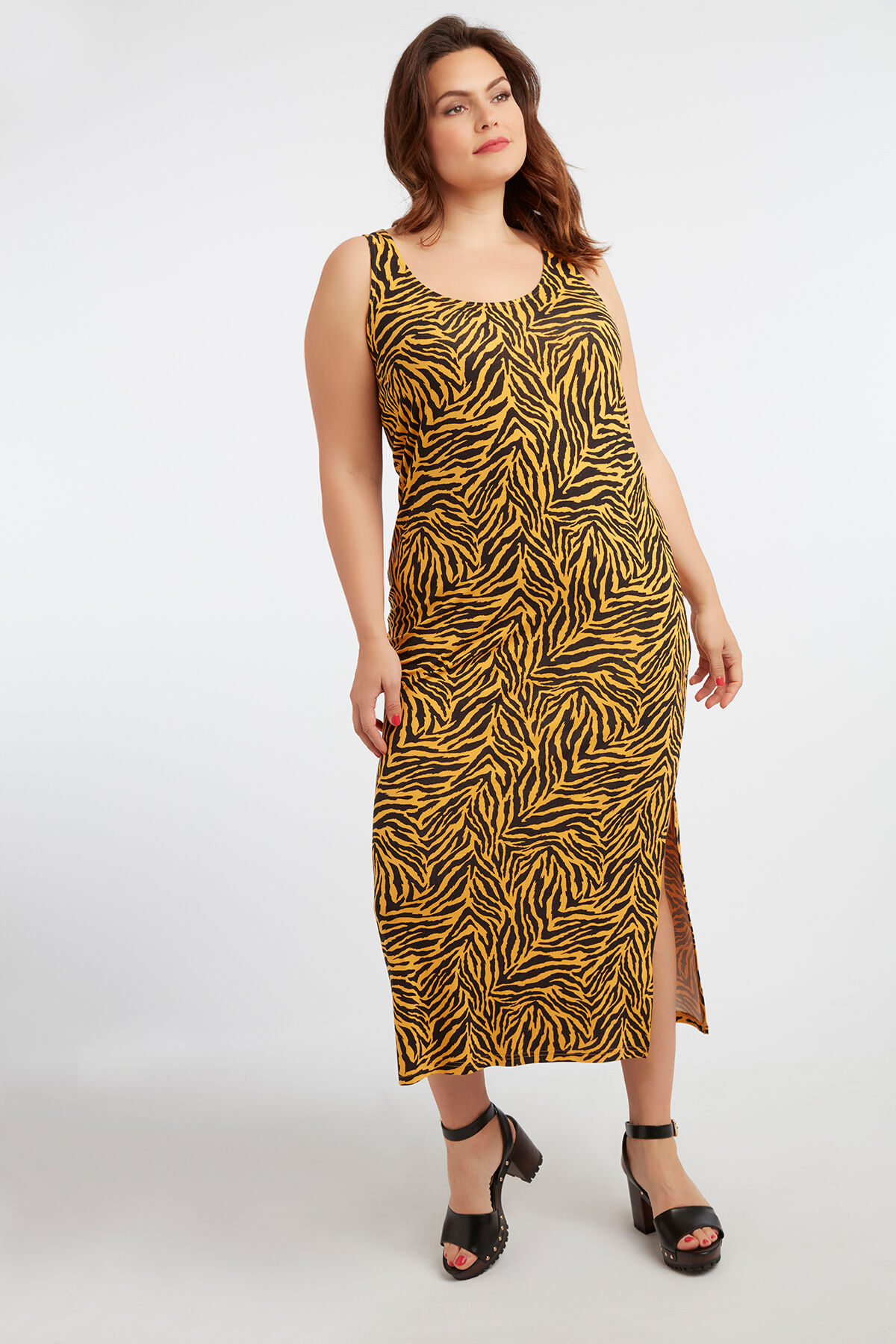 Robe longue sans manches image number 3