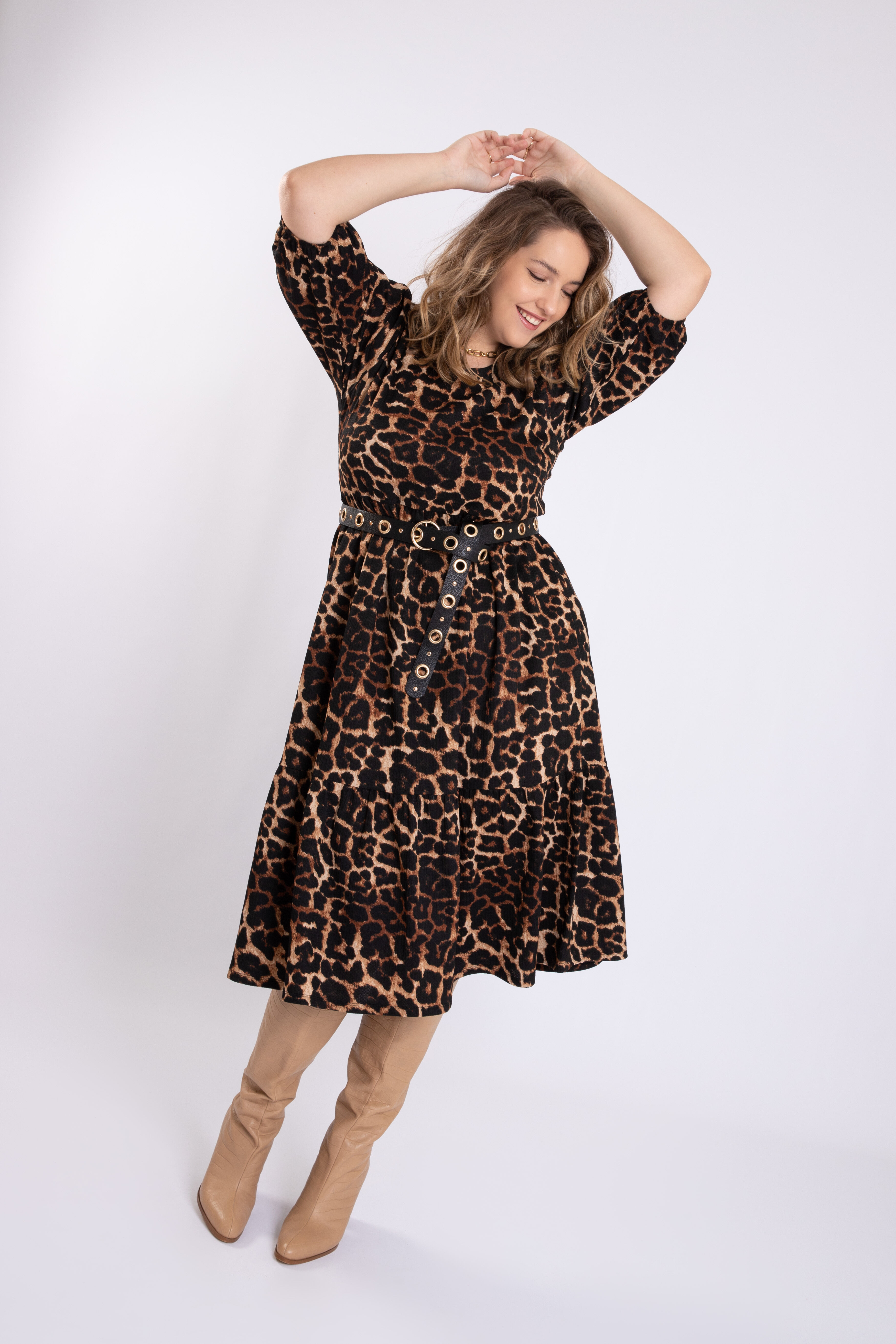 Longue robe ample &agrave; imprim&eacute;   image number 6