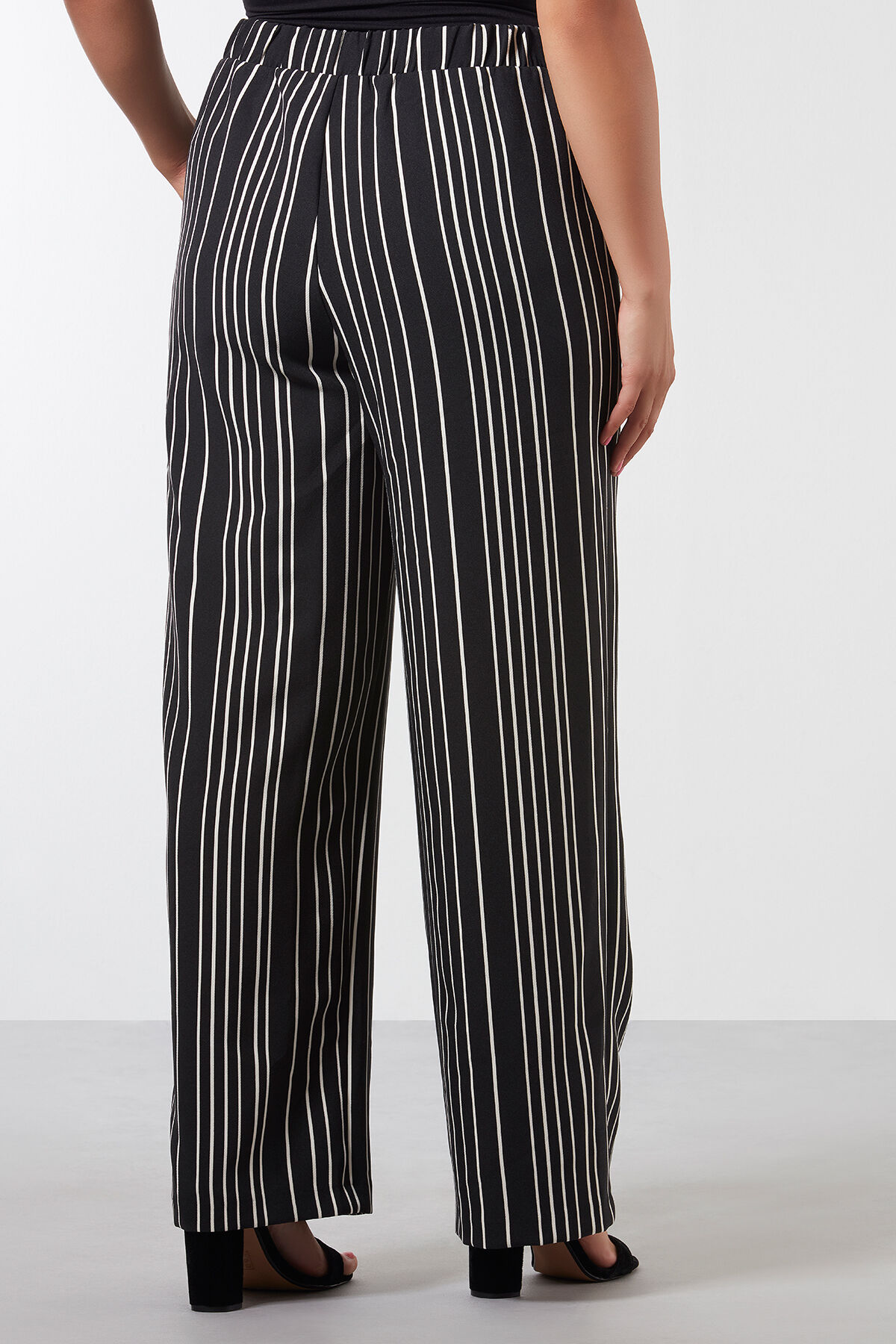 Pantalon ample ray&eacute;  image number 3