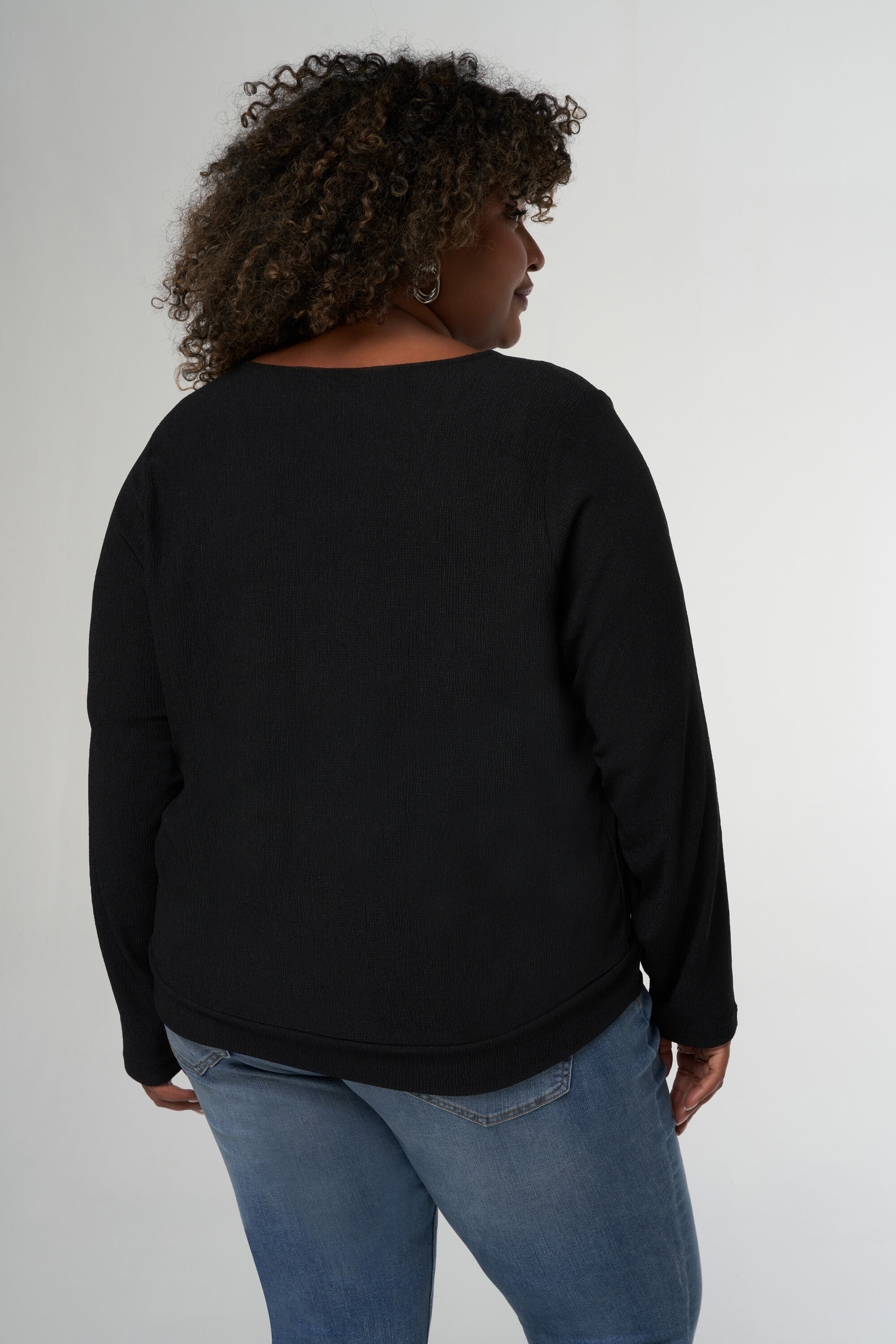 Top avec structure dans le tissu image number 3