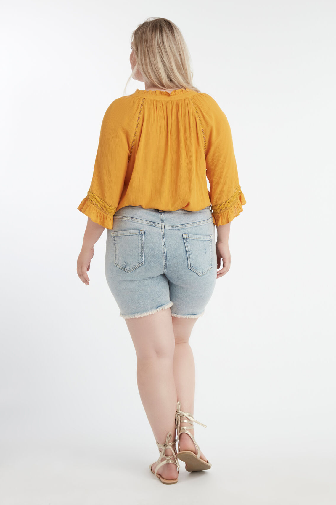 Short &agrave; bordure orange scintillante image number 4