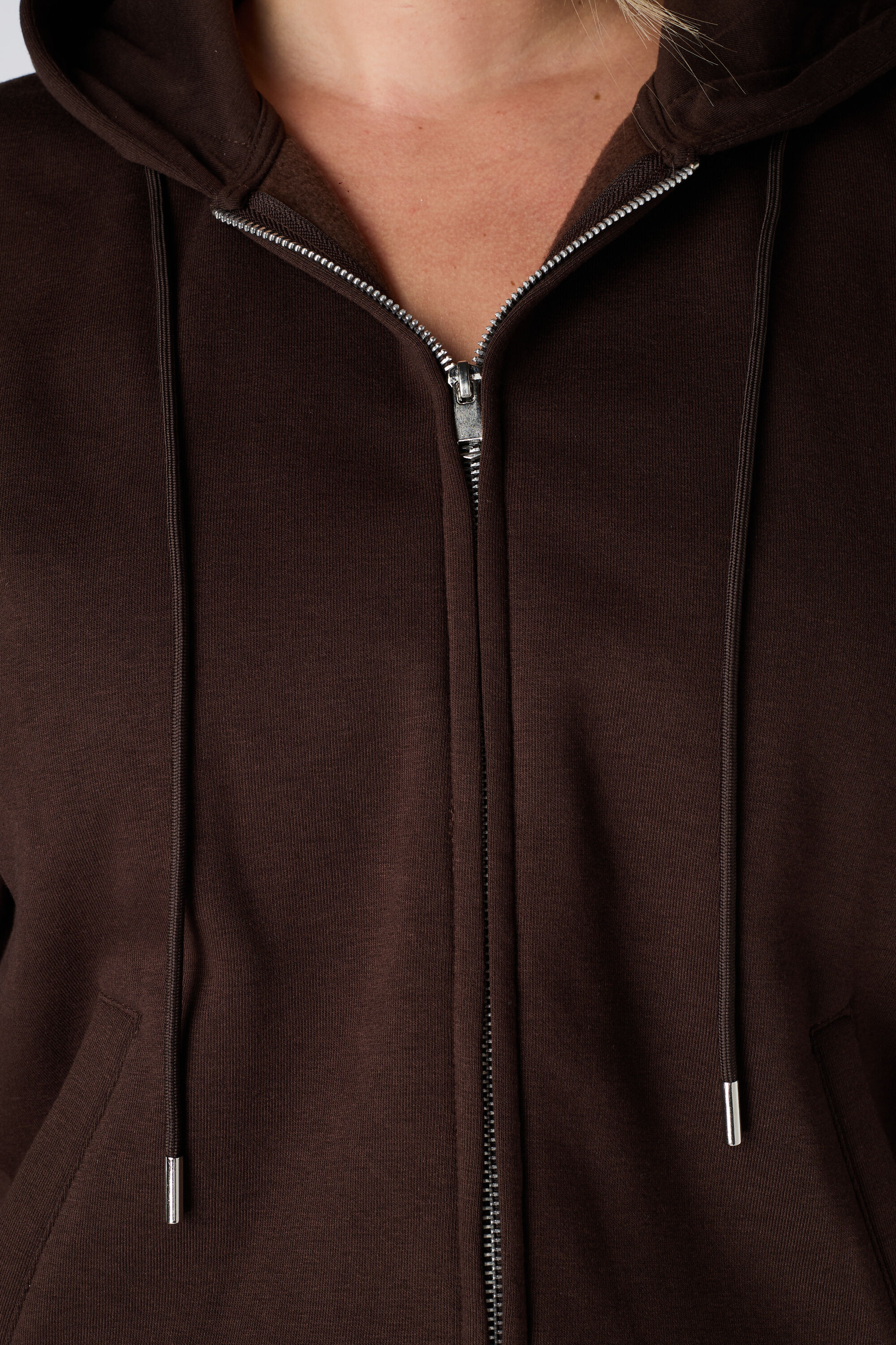 Sweat zipp&eacute; avec capuche image number 6