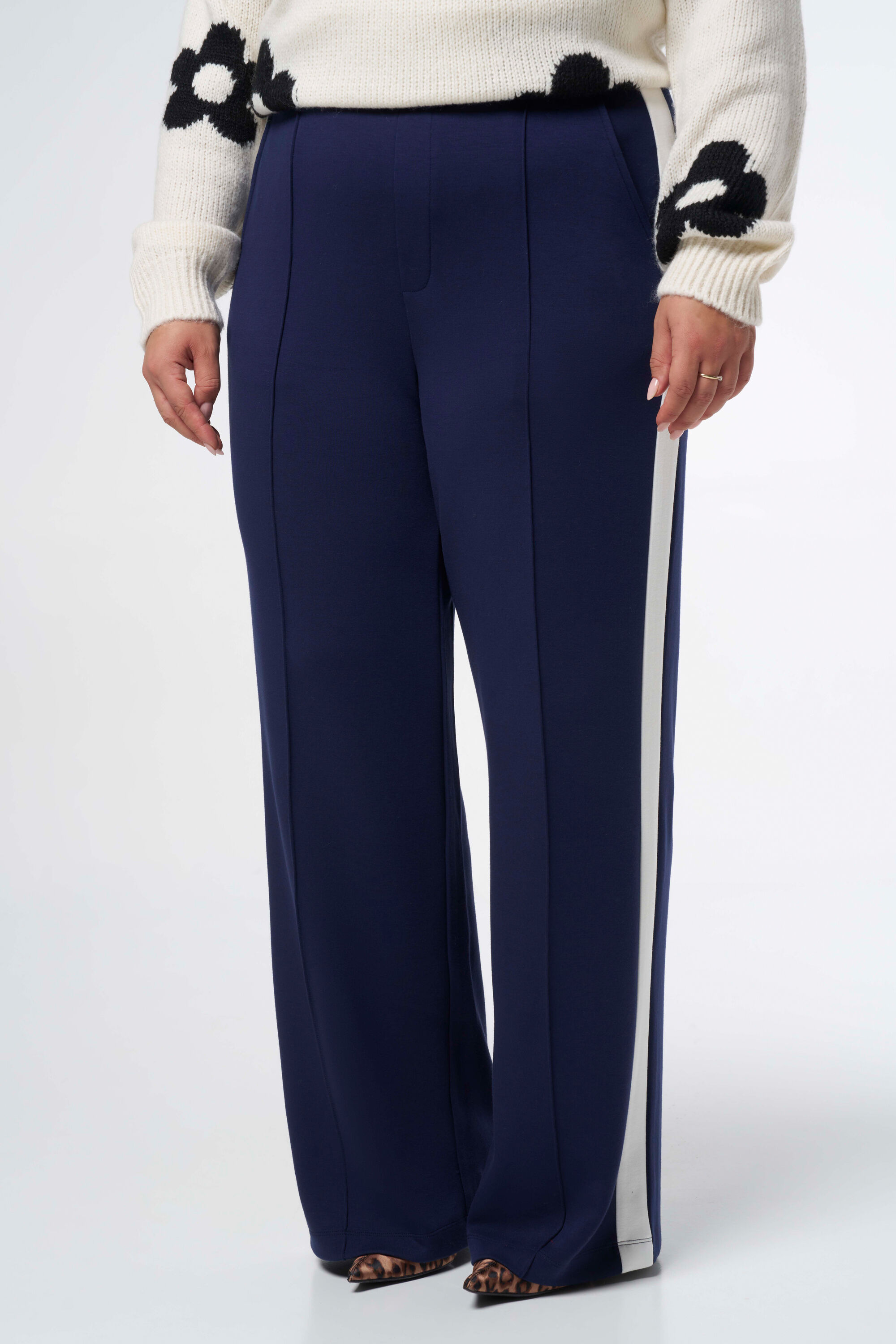 Pantalon sportif image number 5