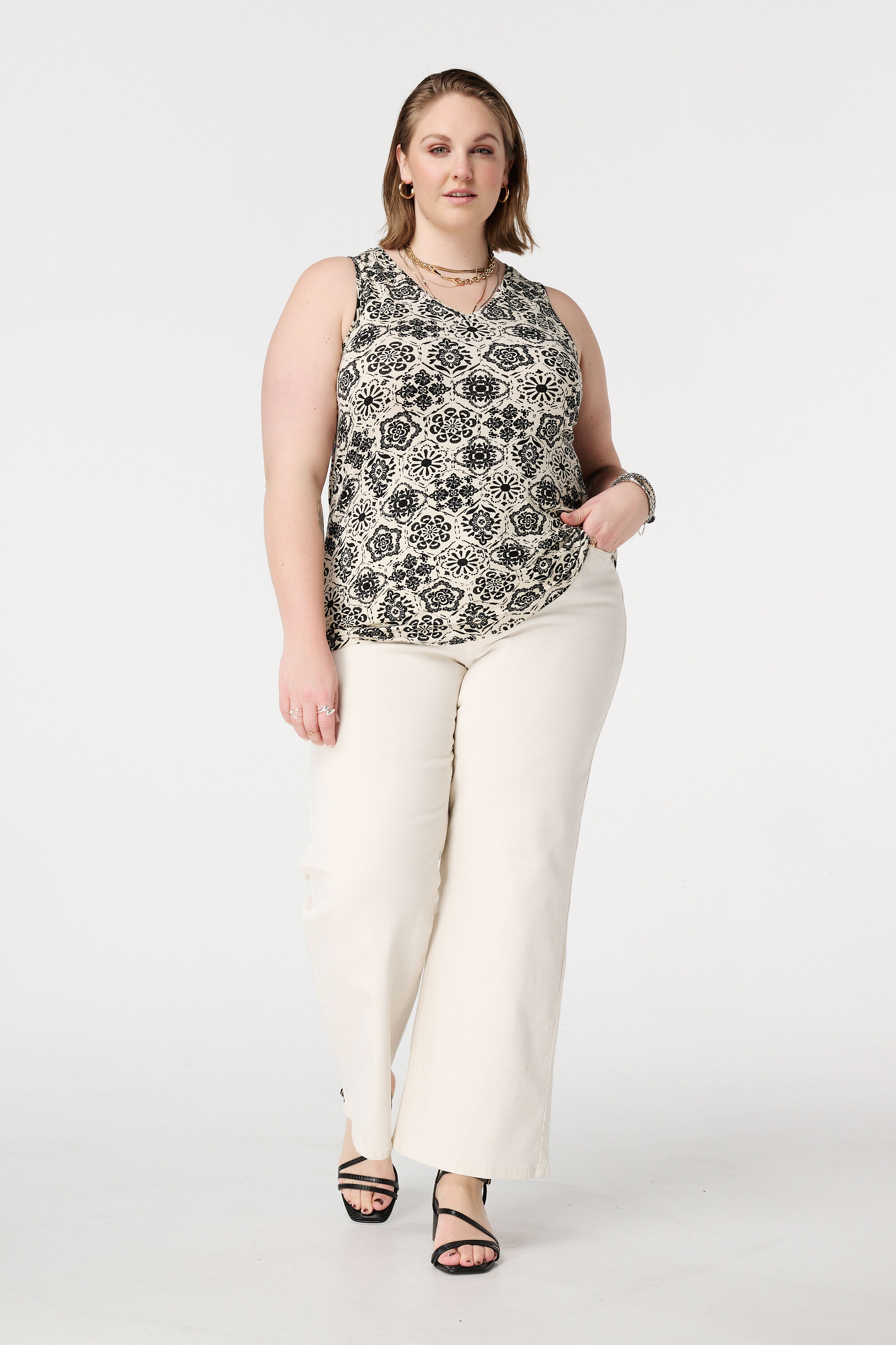 D&eacute;bardeur avec col en V et imprim&eacute; image number 5