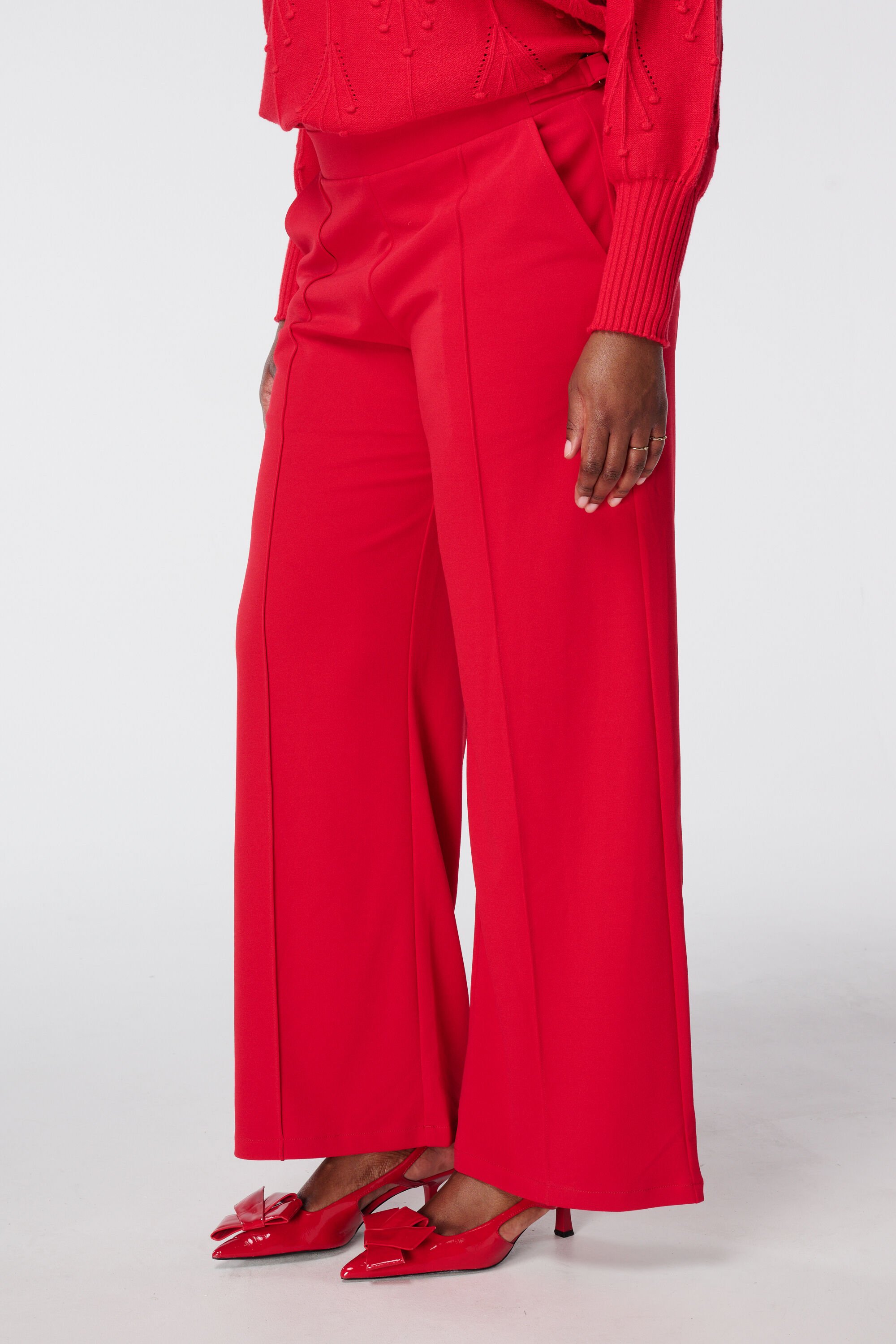 Pantalon droit extensible image number 5