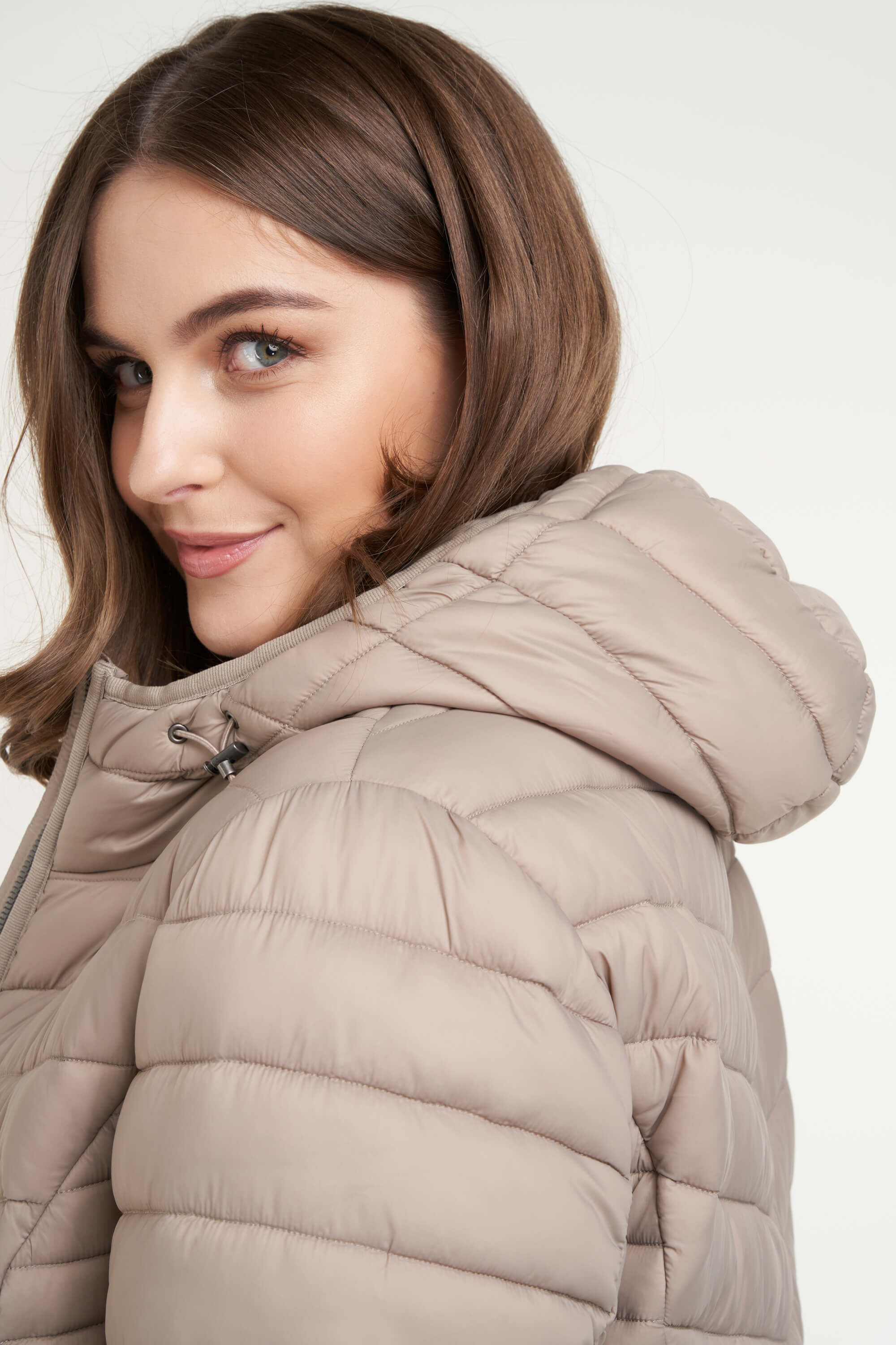 Veste l&eacute;g&egrave;re de mi-saison image number 5