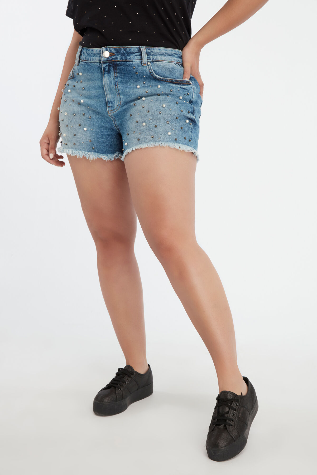 Short en denim avec clous image number 3