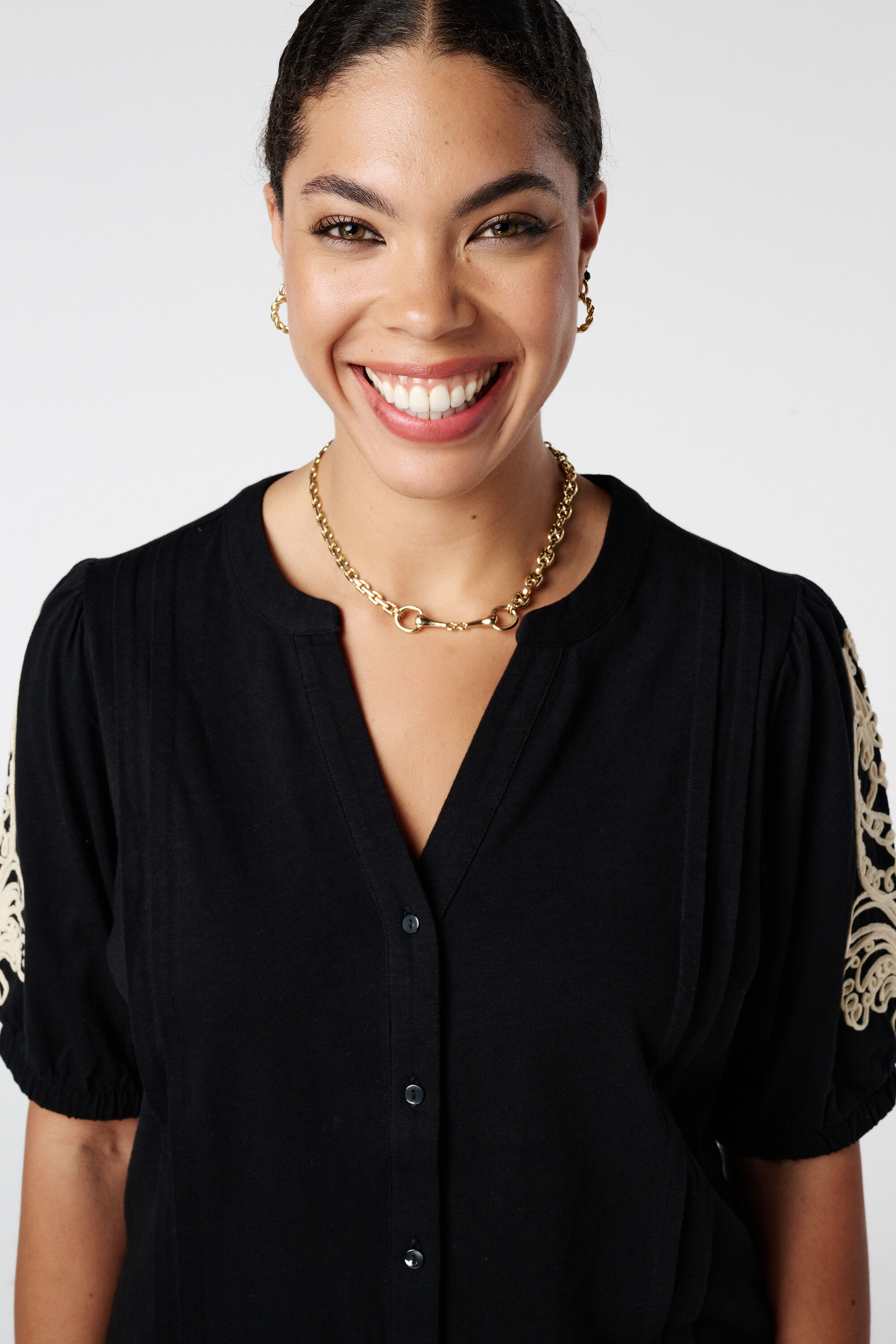 Haut avec manches brod&eacute;es image number 4