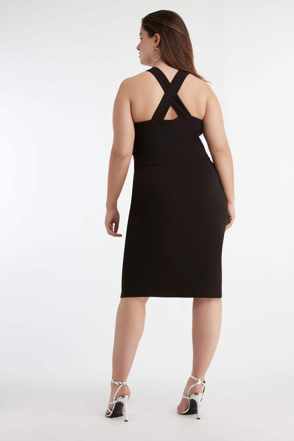 Robe avec bretelles crois&eacute;es image number 4