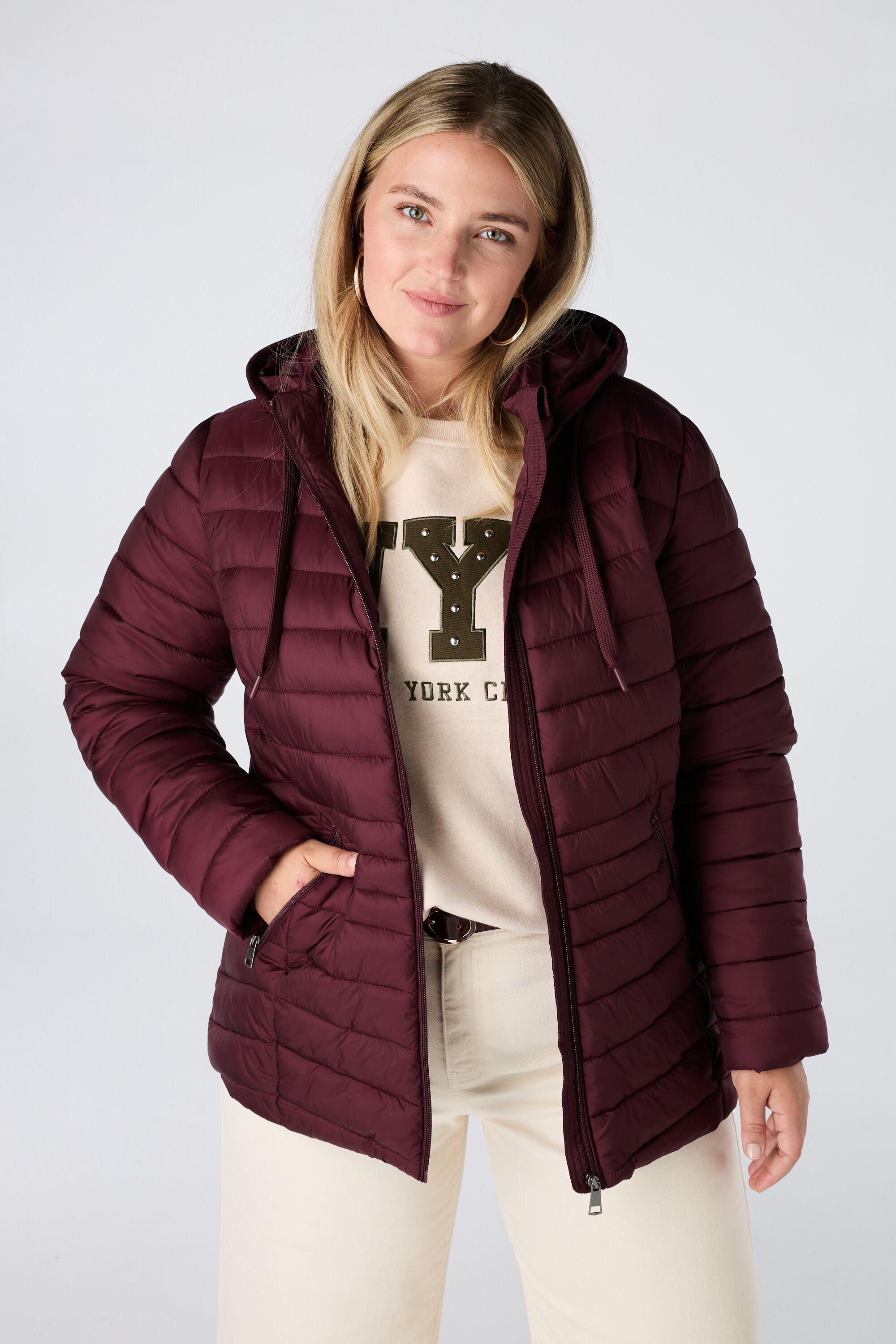 Veste l&eacute;g&egrave;rement matelass&eacute;e