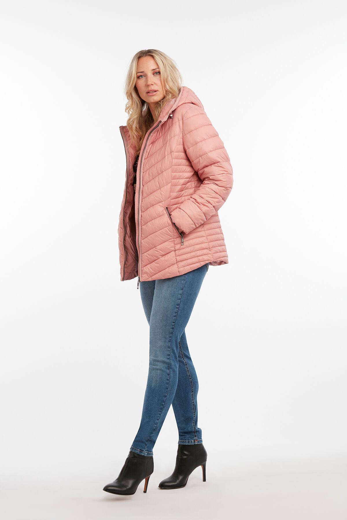 Veste l&eacute;g&egrave;re de mi-saison image number 3