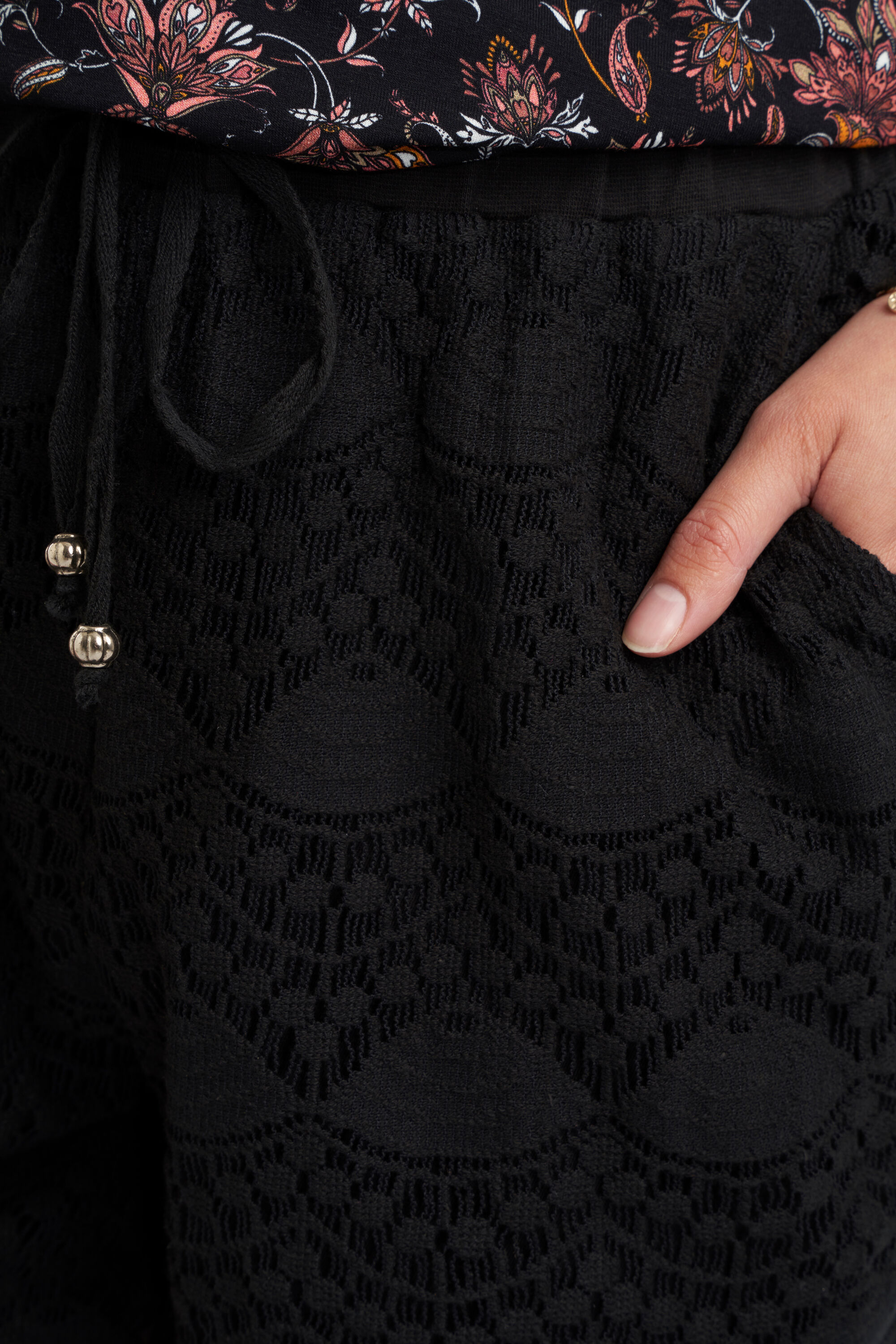 Short en dentelle image number 6