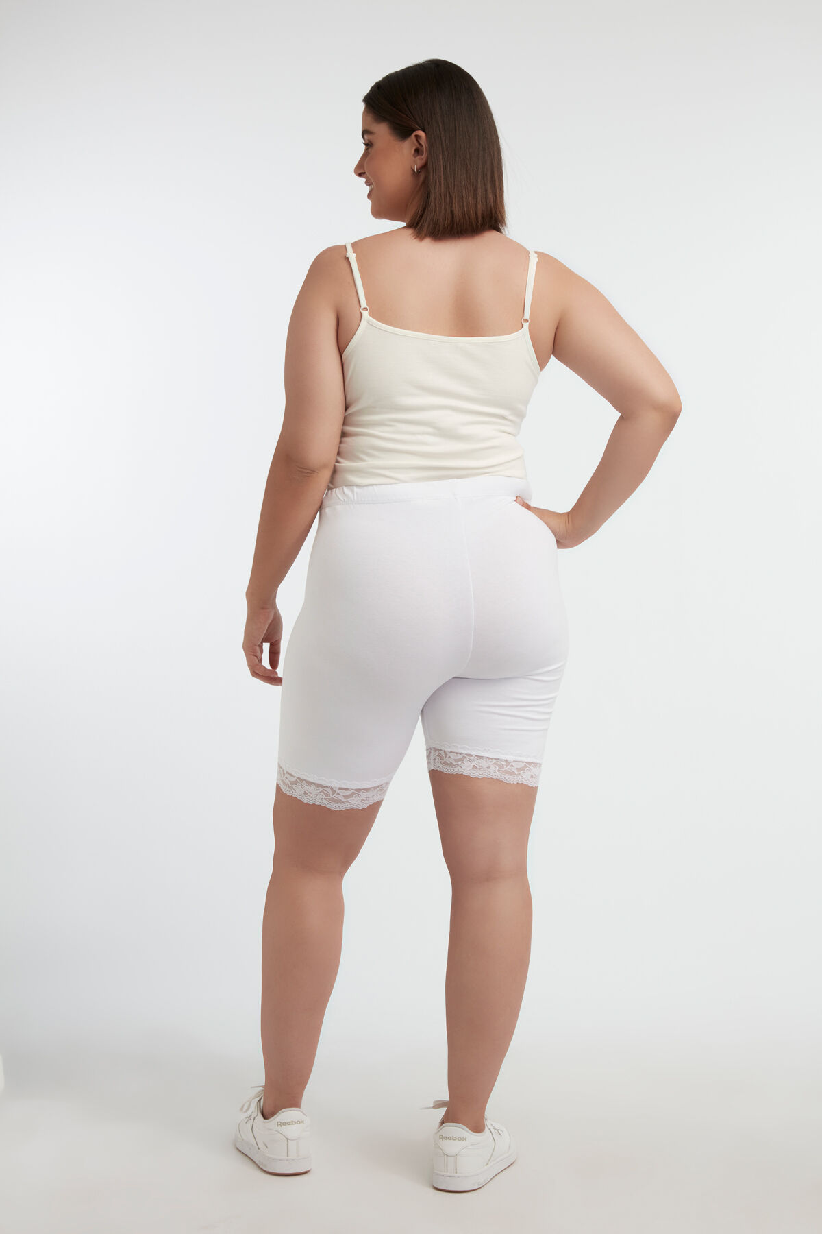 Legging court &agrave; dentelle image number 4