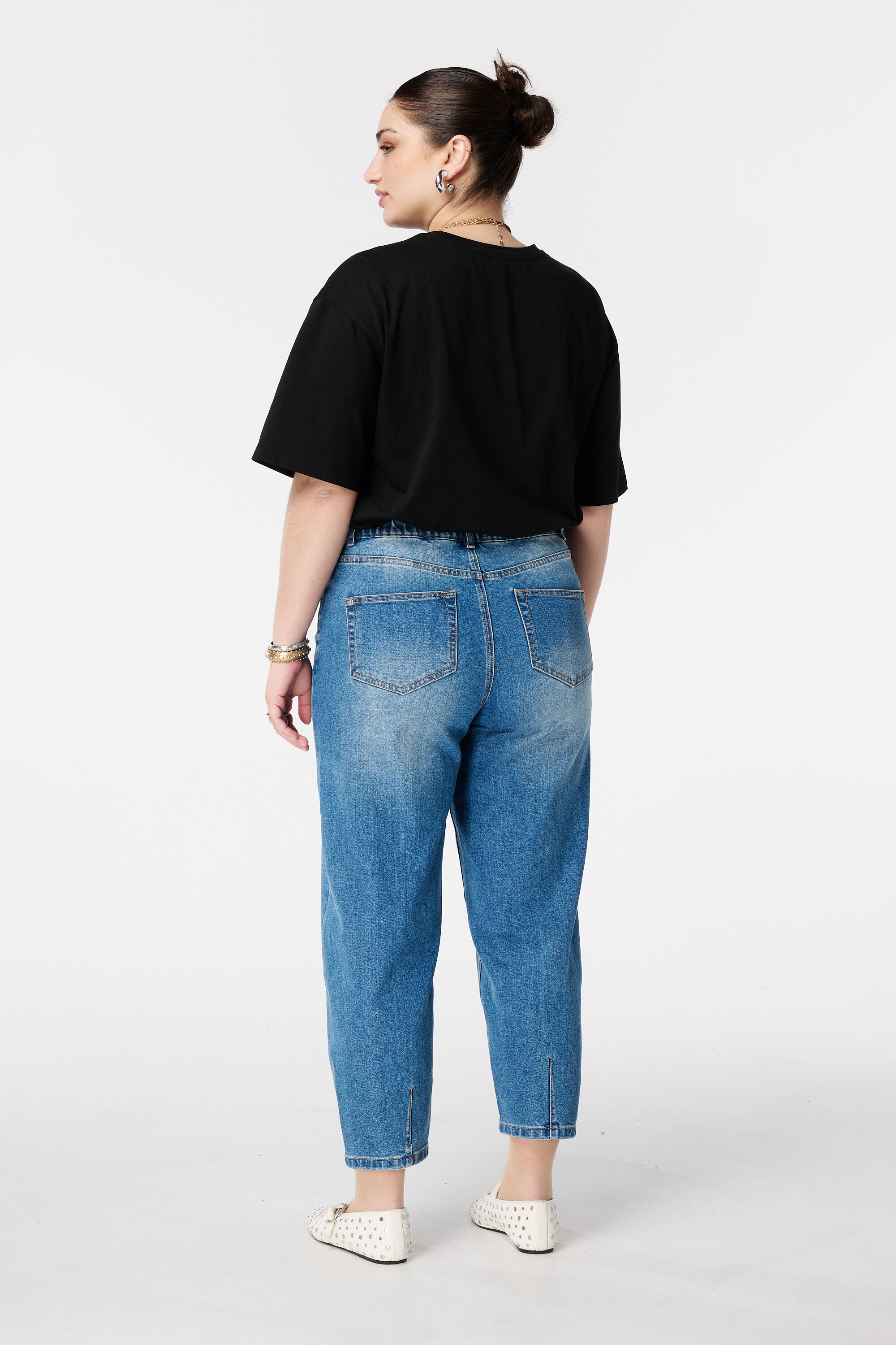 Jean ballon avec coutures d&eacute;coratives image number 3