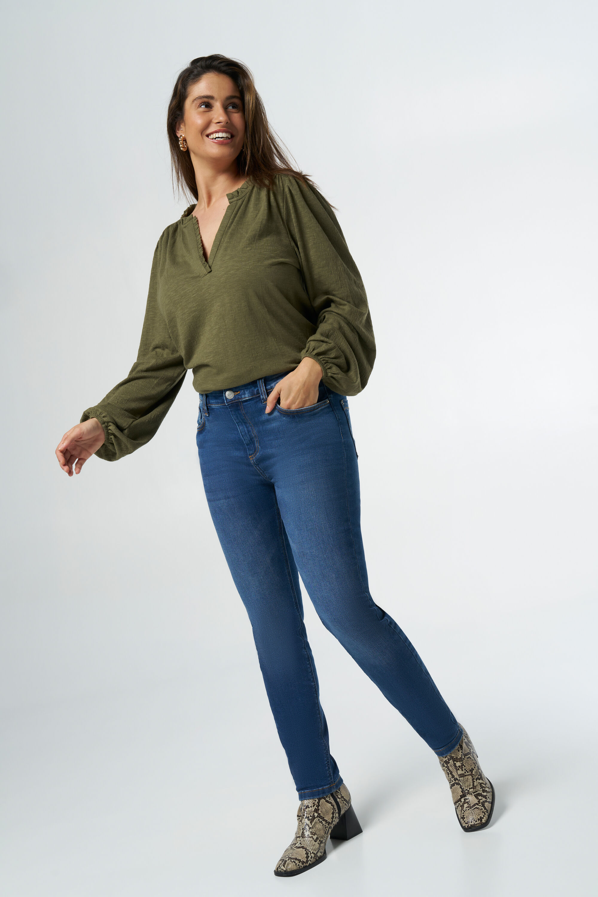 Jean slim IRIS image number 6