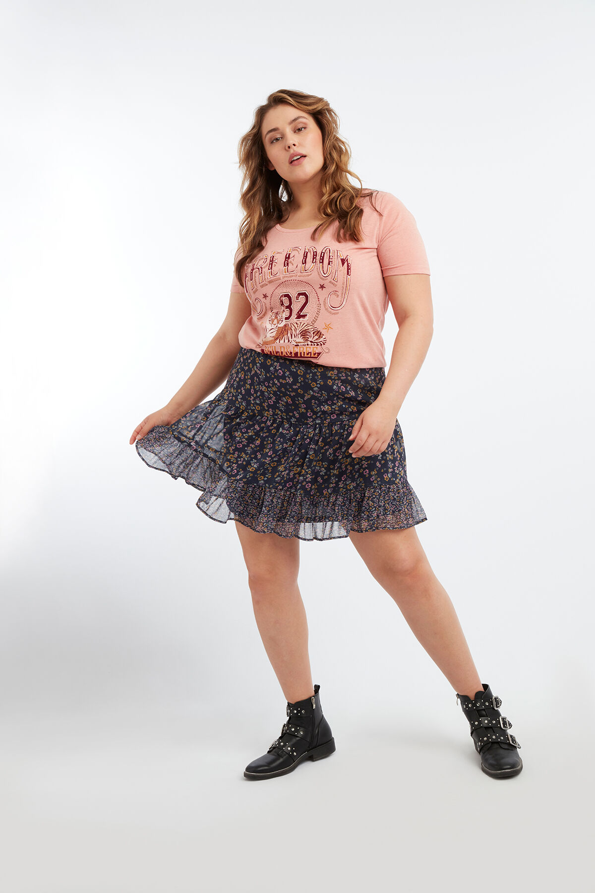 T-shirt imprim&eacute; image number 3