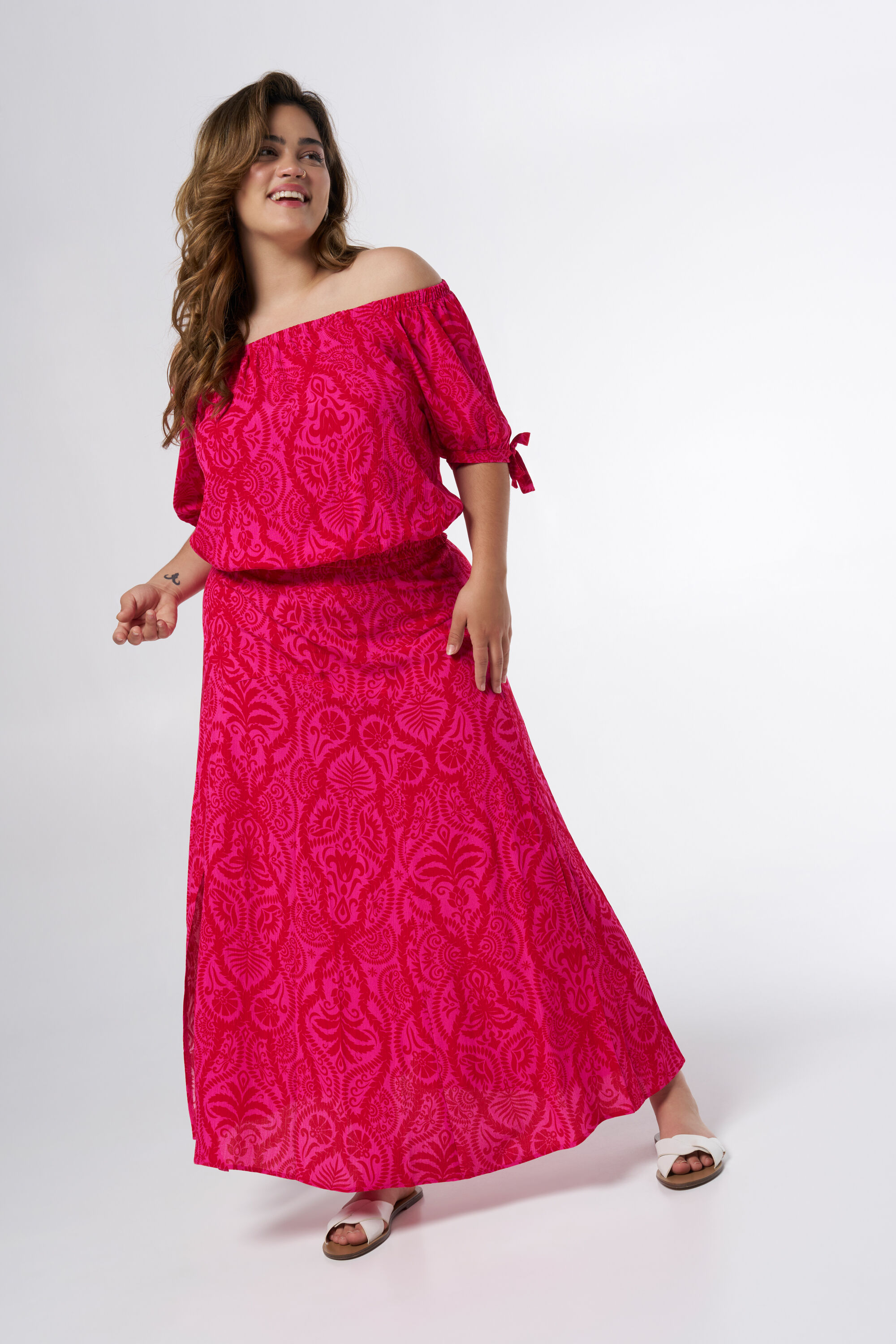 Chemisier &agrave; &eacute;paules d&eacute;nud&eacute;es image number 5