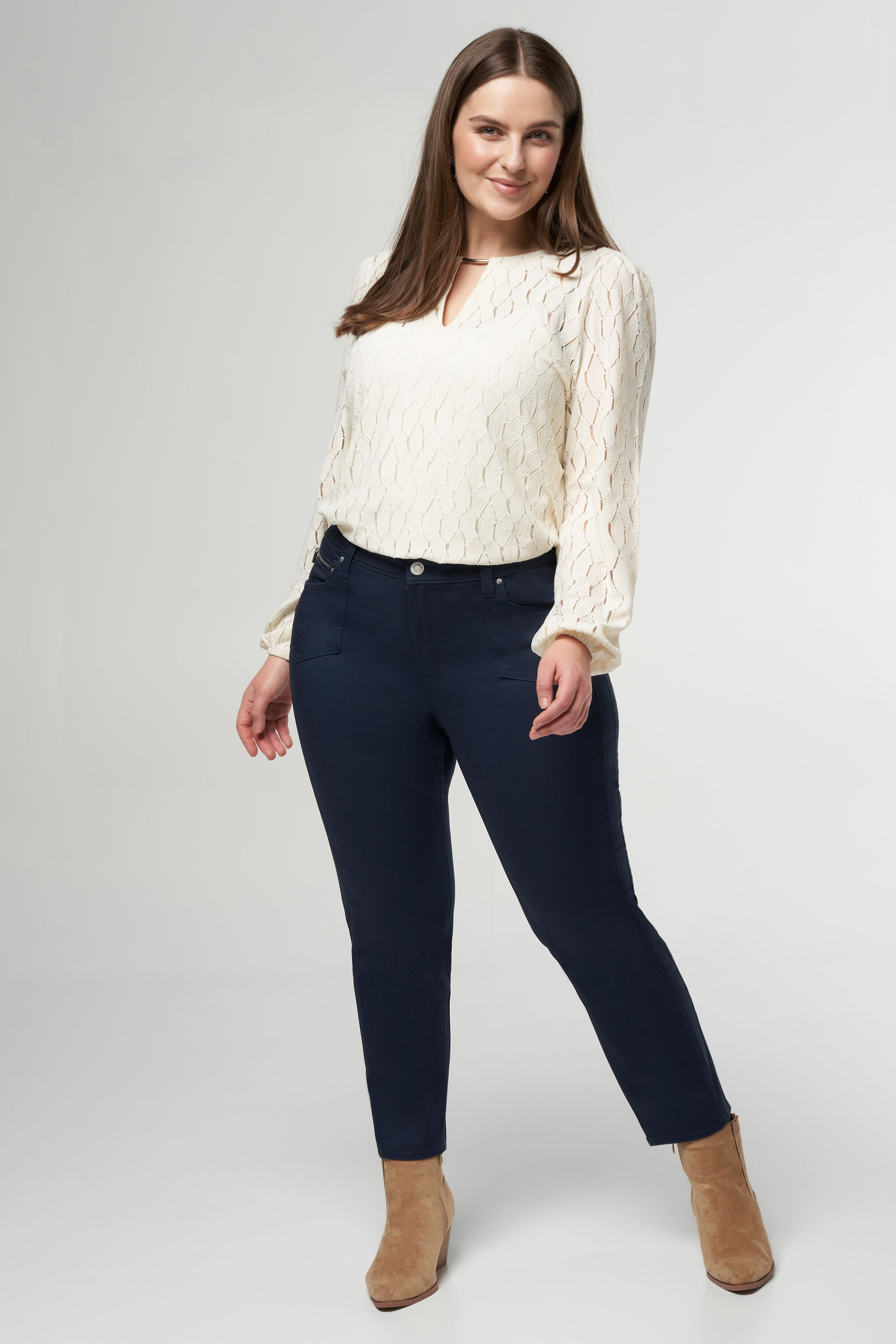Pantalon slim cropped 2025