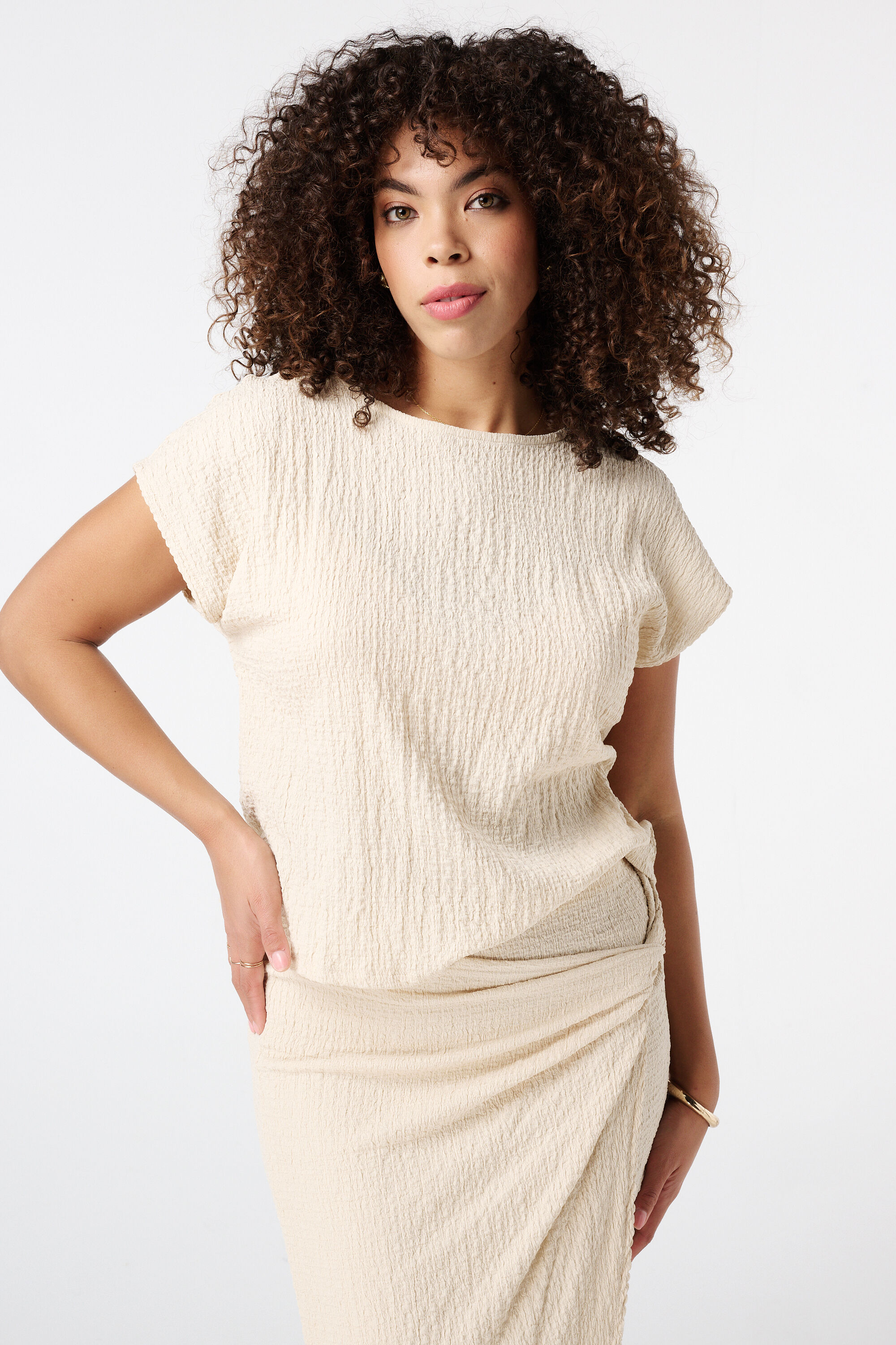 Haut textur&eacute; et mancherons image number 6