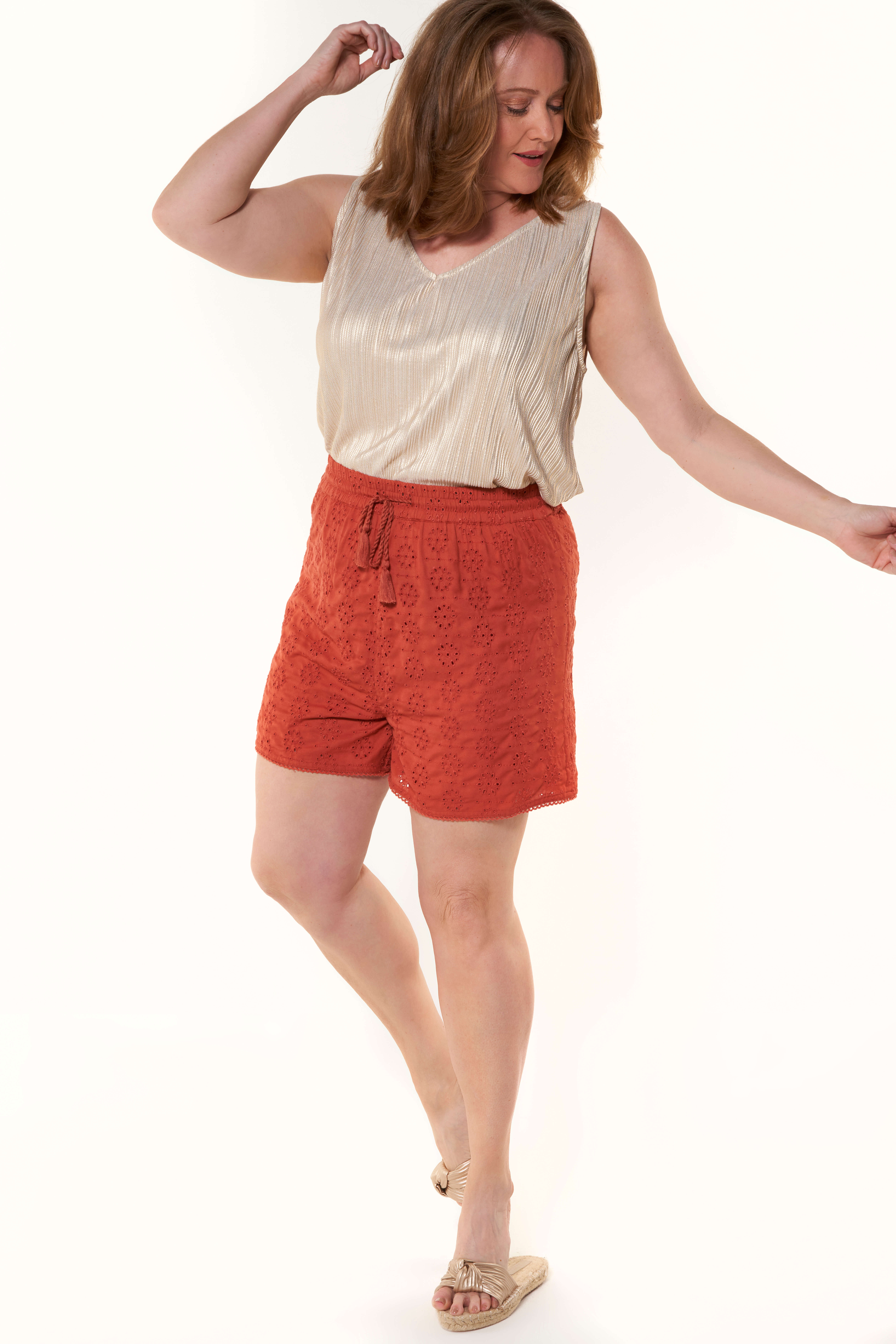 Short avec on sale dentelle femme