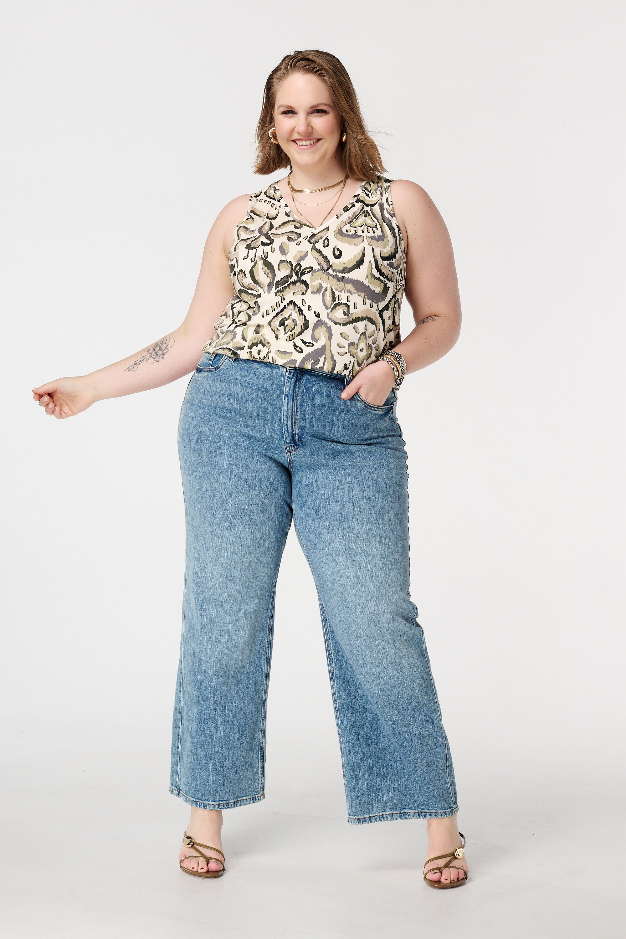 D&eacute;bardeur avec col en V et imprim&eacute; image number 5