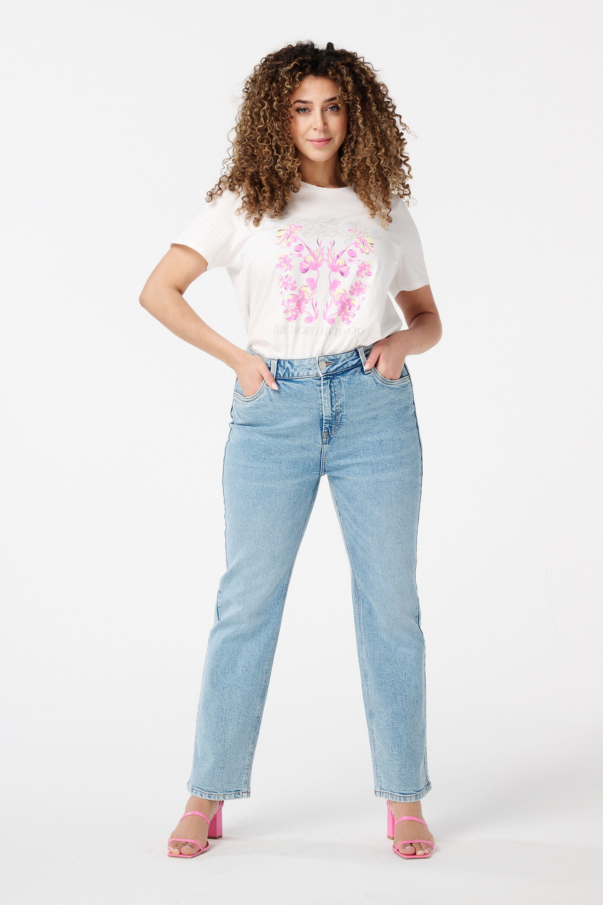 T-shirt avec imprim&eacute; floral image number 5